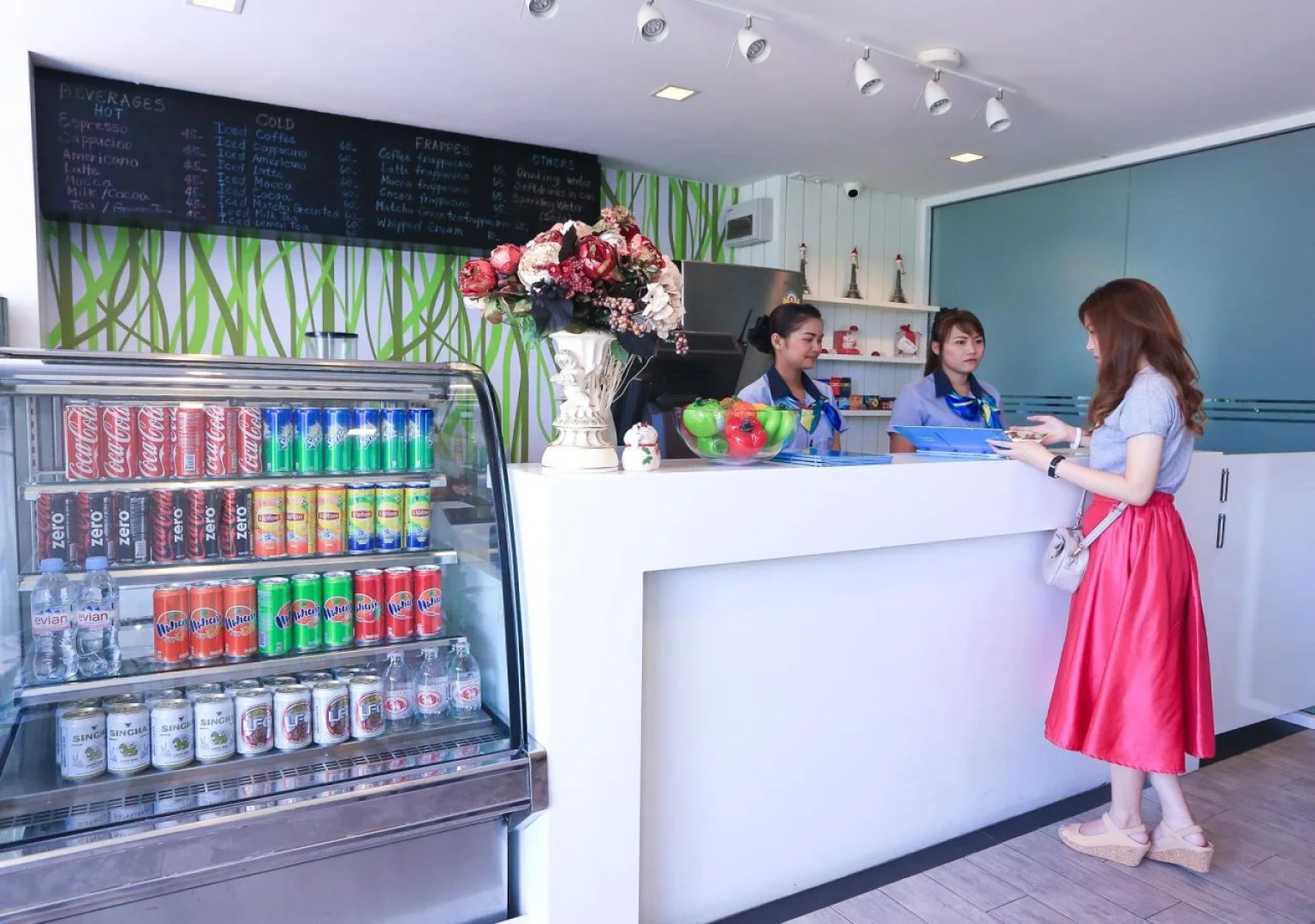 Crystal Suites Suvarnabhumi Airport