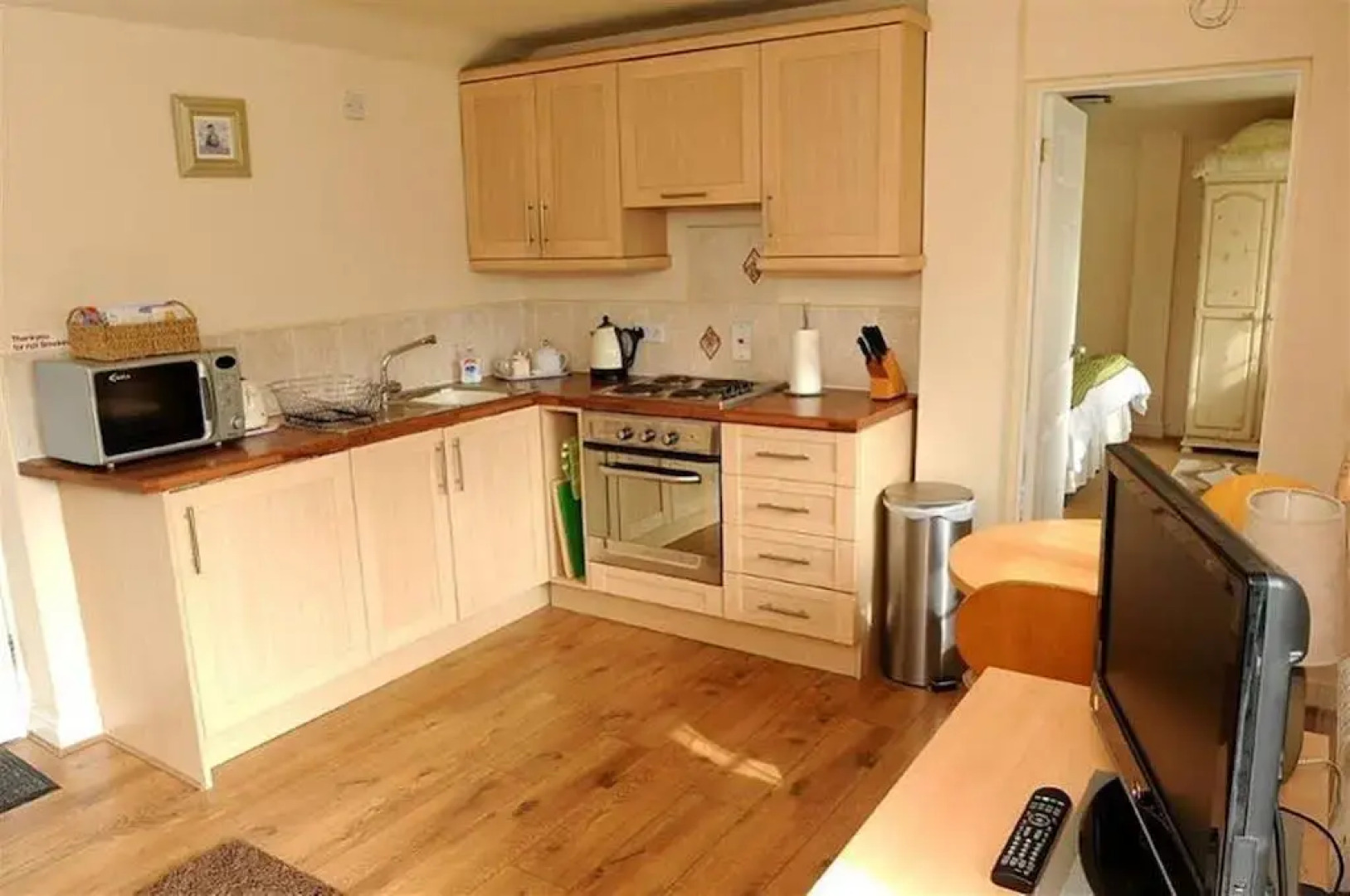 Little Rushbrook Cottages