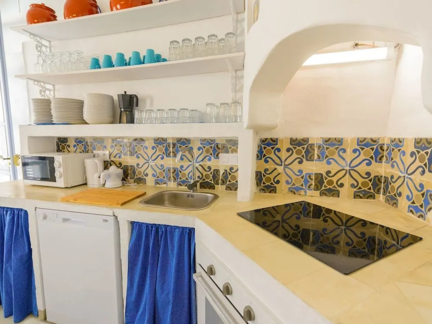 Casa DE LA Tita Vitoria