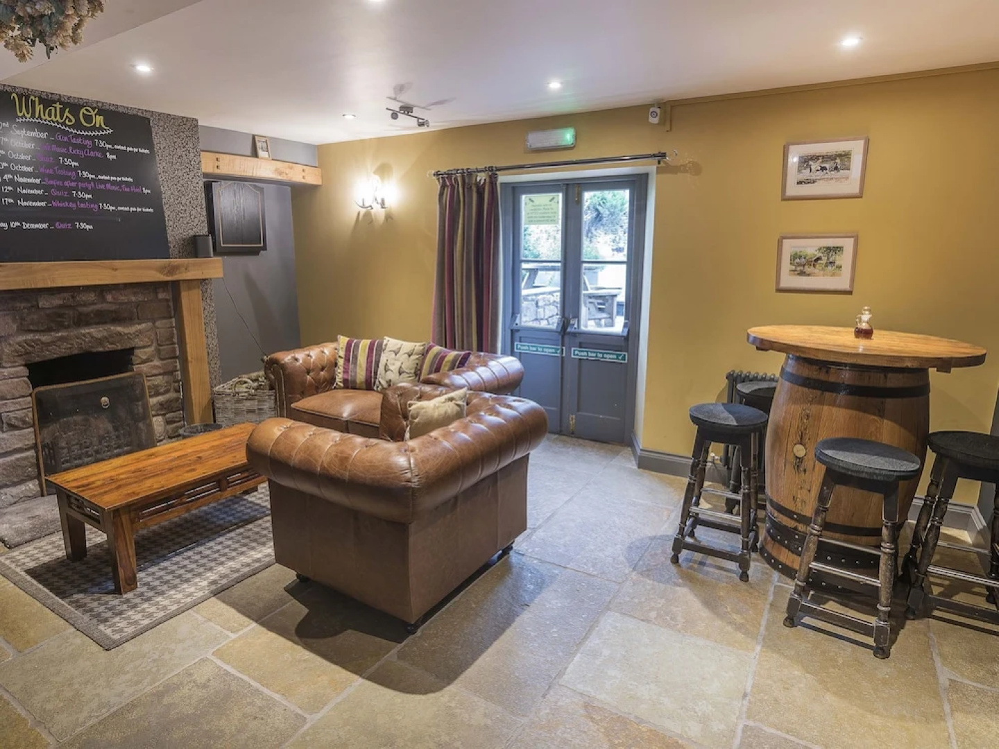 The New Crown Inn