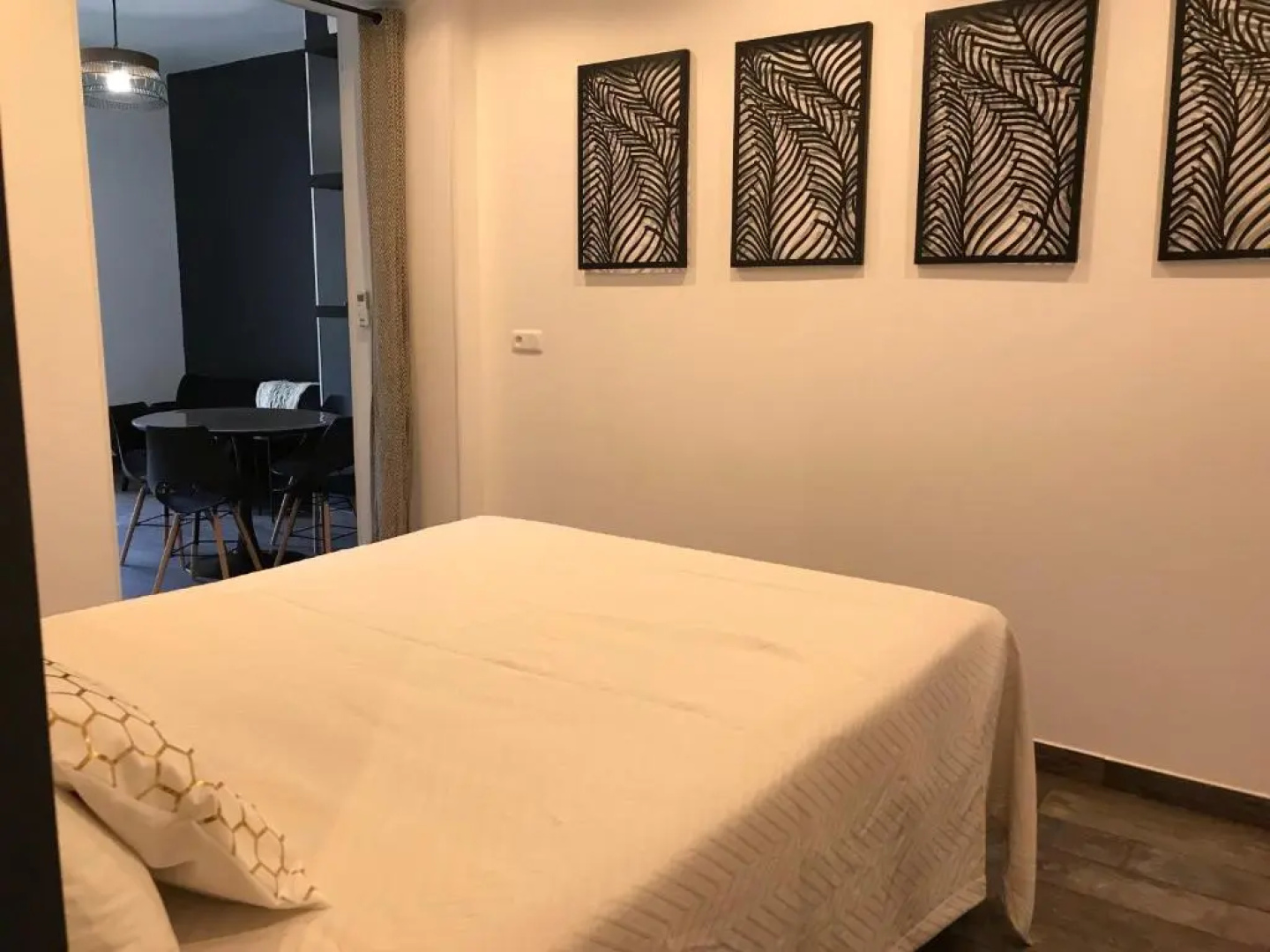 A CASA CORBAIA 2 pièces 40 m2 Chambre, salon, cuisine, jardin privatif, parking proche centre ville et mer