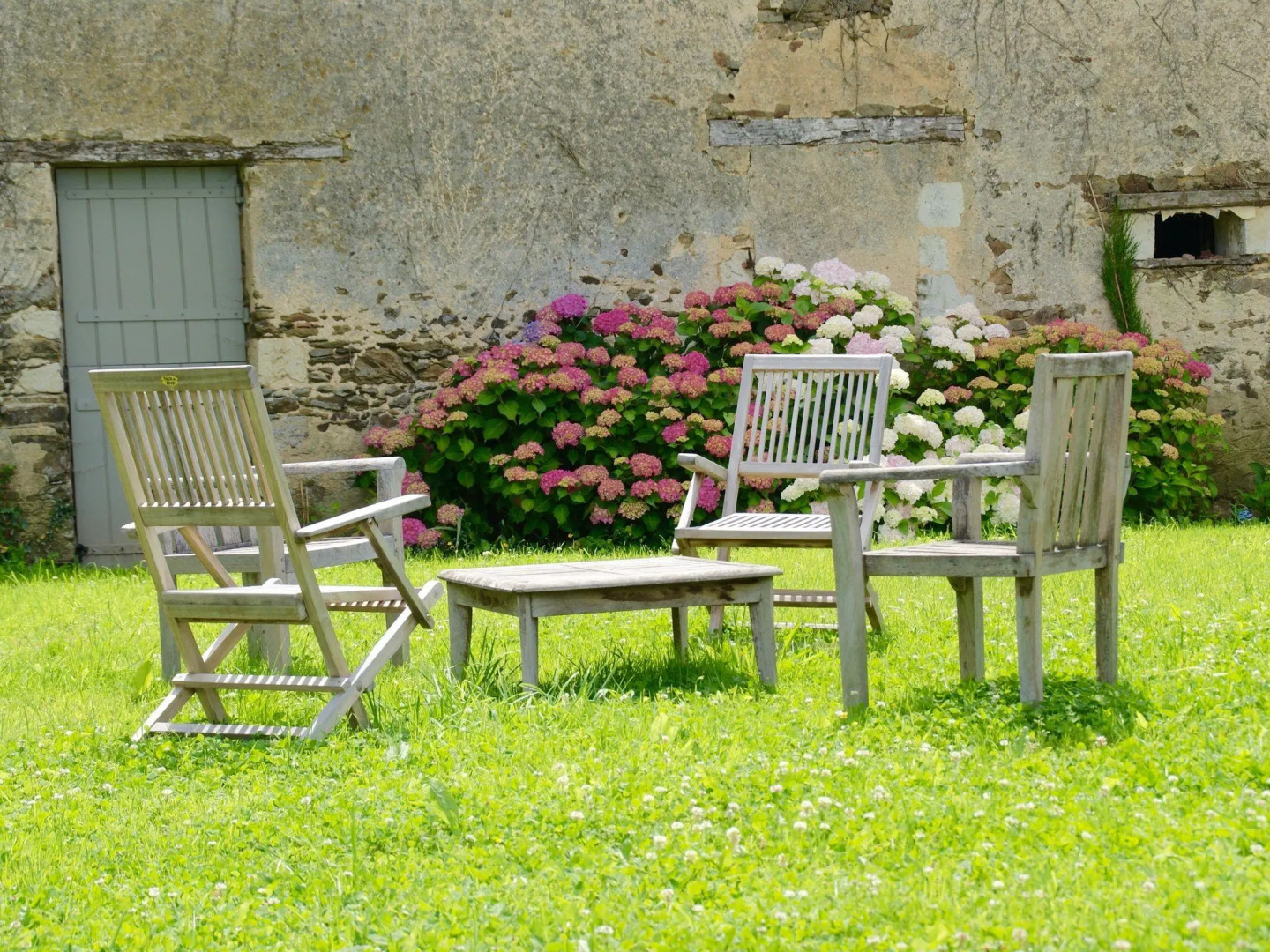 Holiday Home in Saint-Laurent-des-Mortiers with Garden
