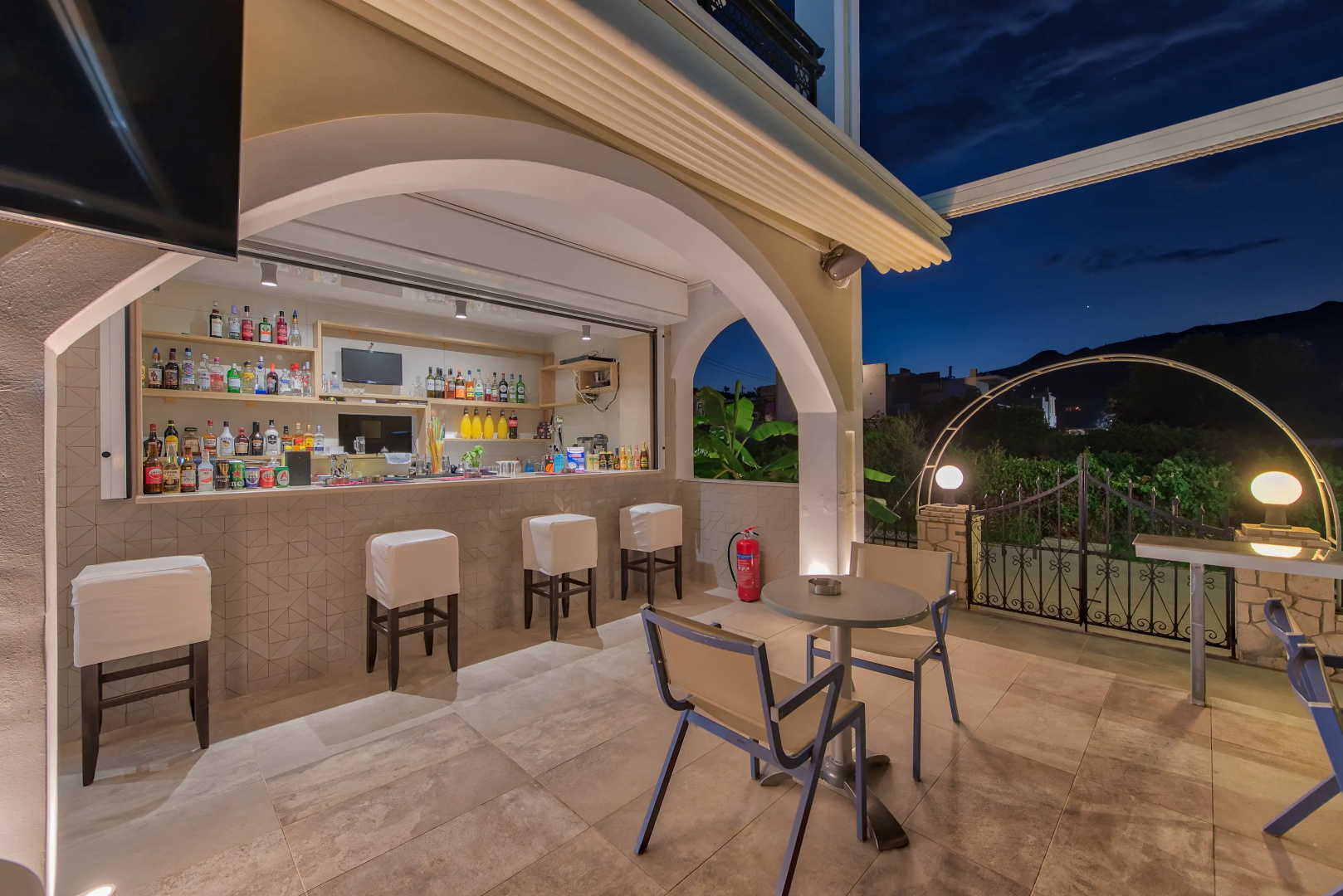 Athina Apartments