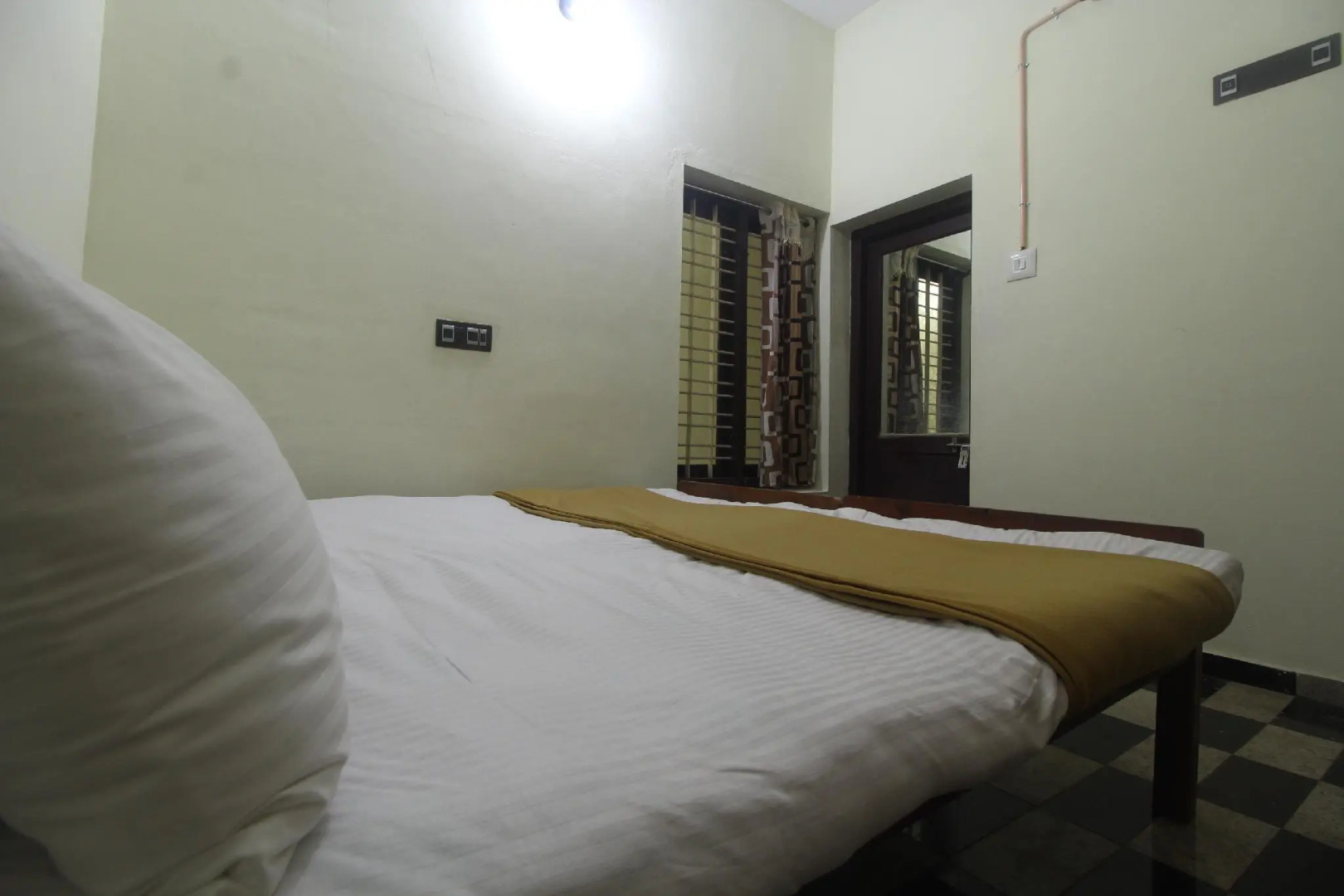 Hotel Brishen and Gavins Inn