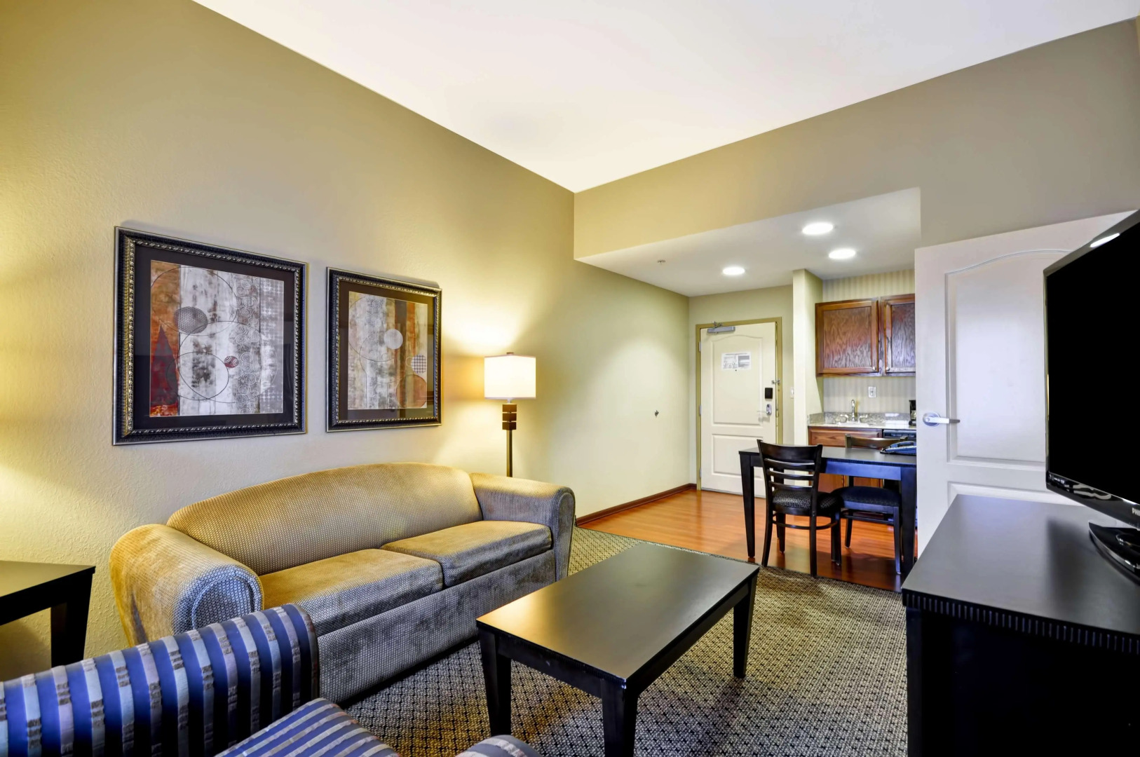Homewood Suites by Hilton Tulsa-South
