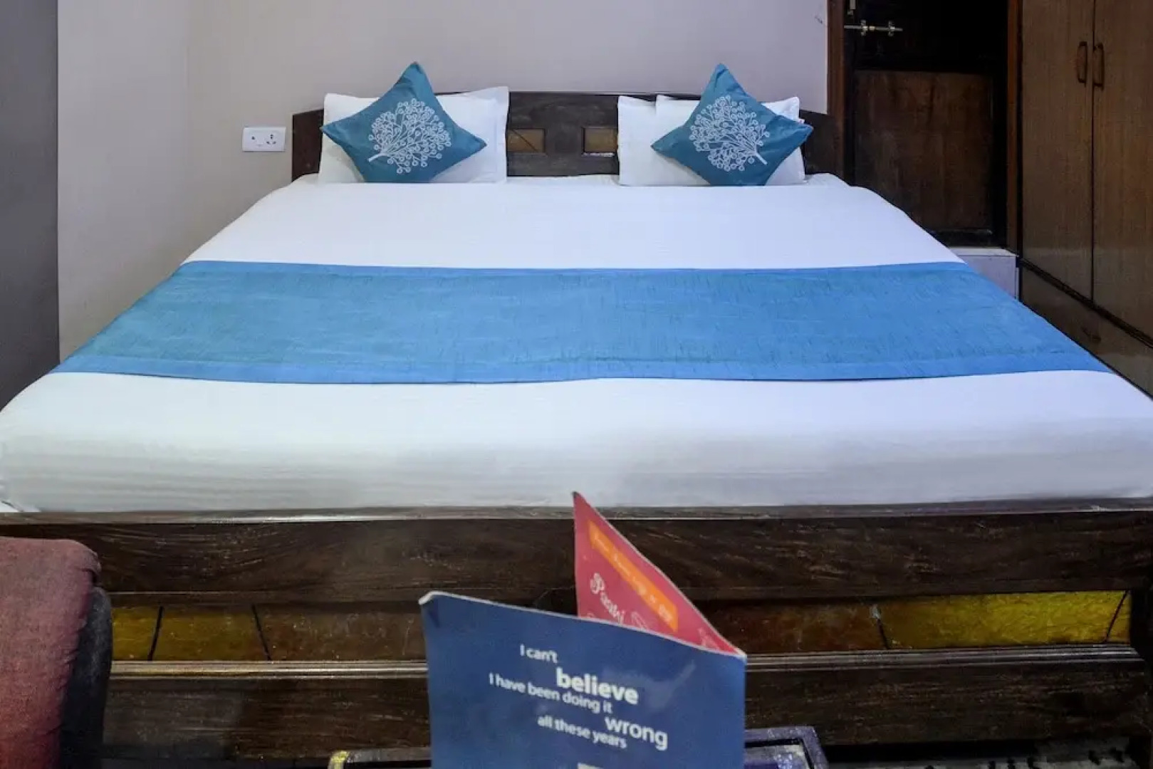 OYO 4956 Hotel Maharaja Palace