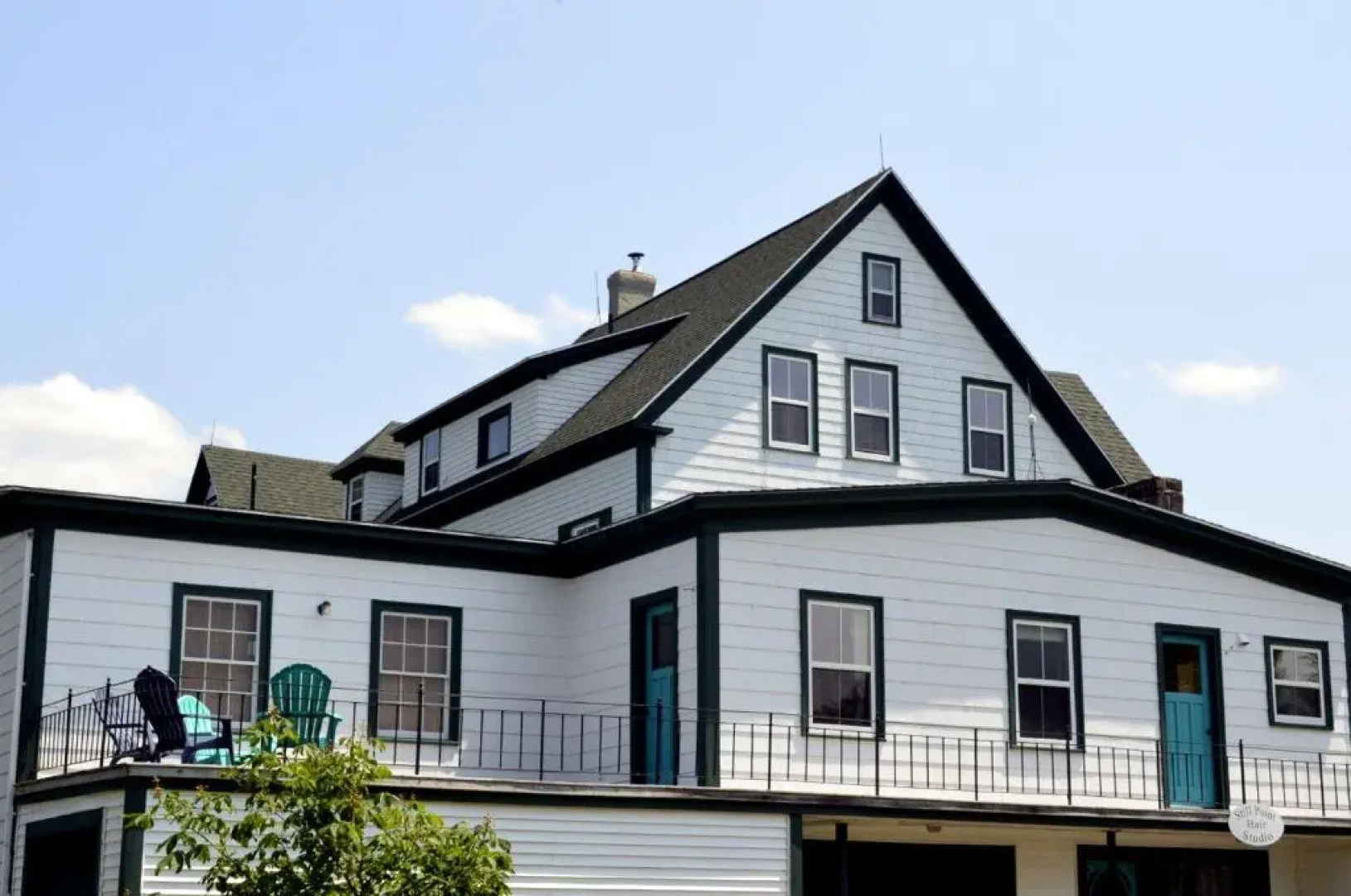 Still Point Lodge & Cottages