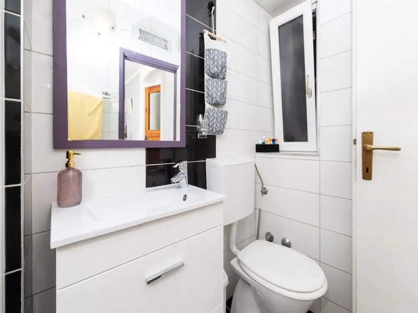 Apartments Vela Stiniva