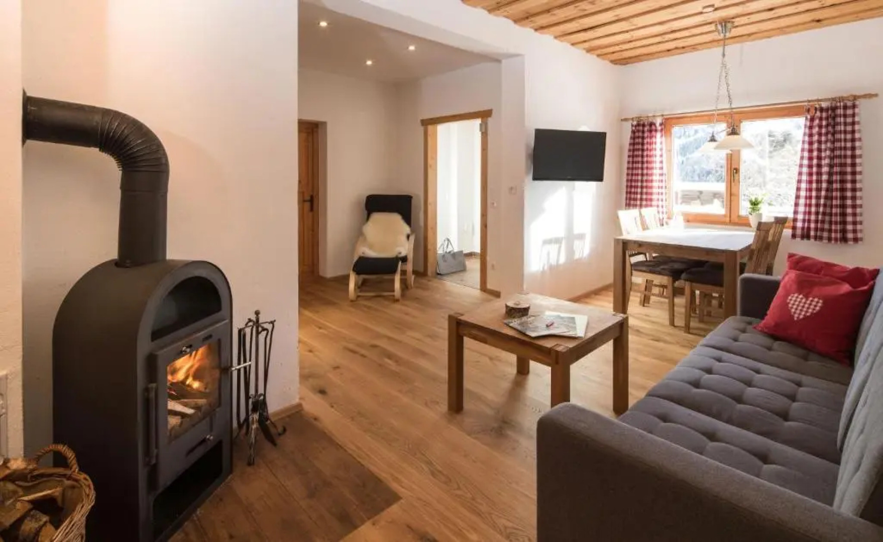 Berg- & Erlebnis-Resort MarktlAlm - Chalets & Lodges