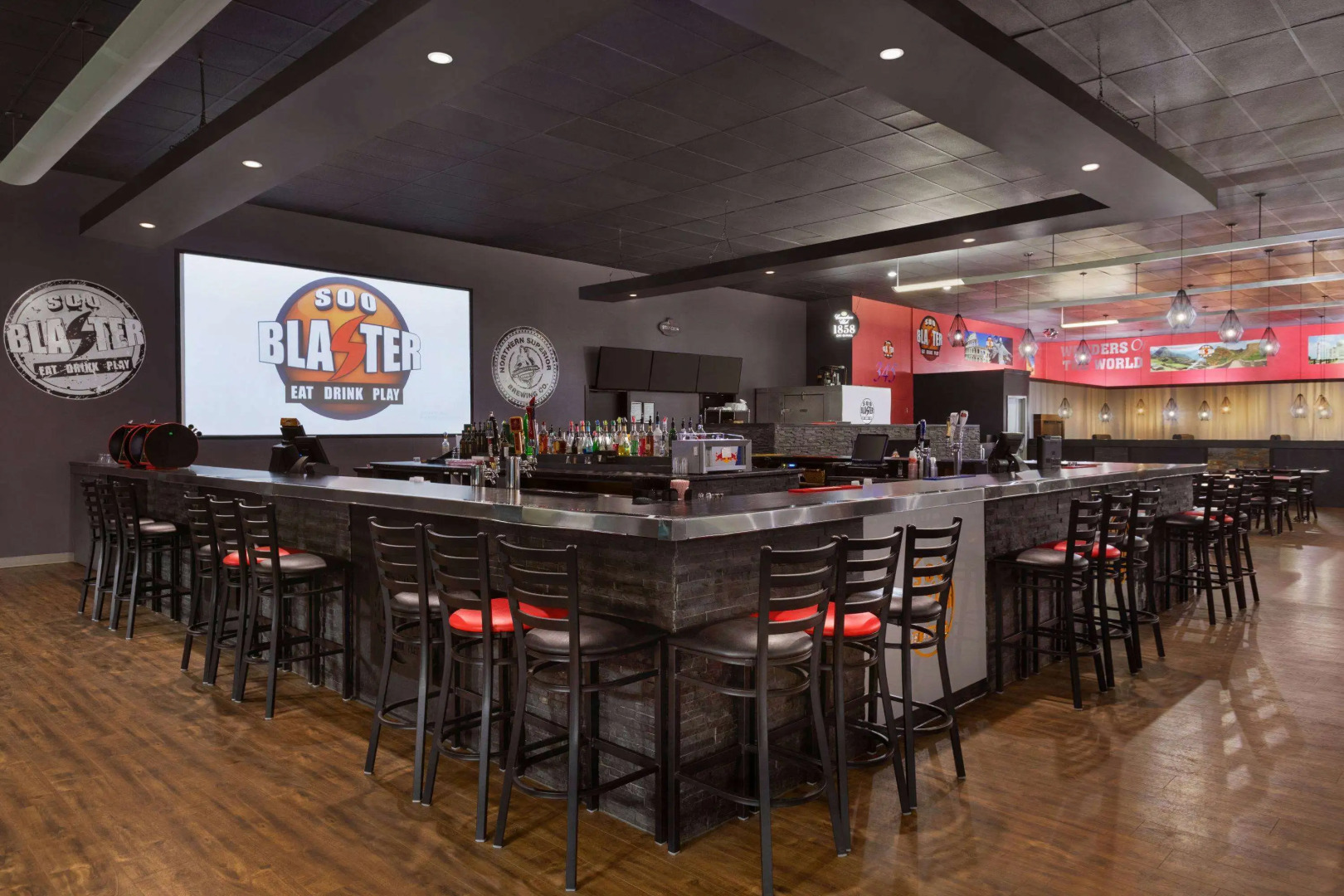 Days Inn & Suites by Wyndham Sault Ste. Marie ON