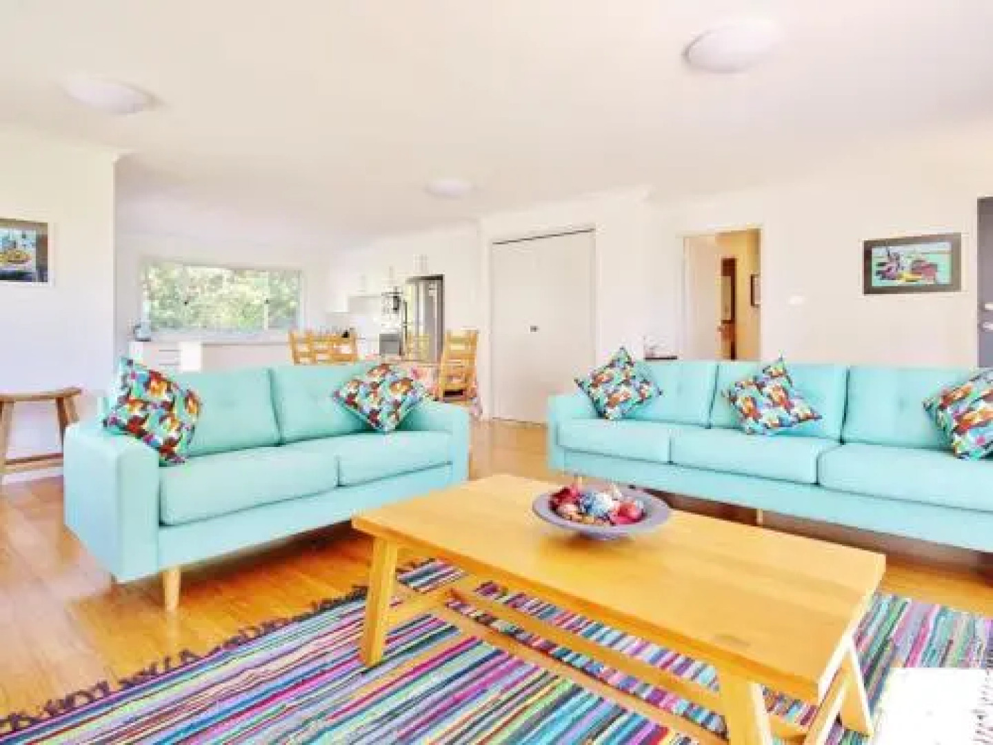 Elaine at Hyams 4pm Check Out Sundays