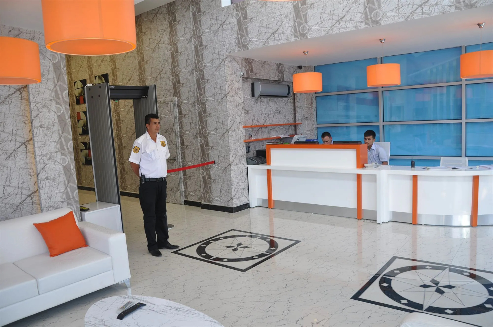Expoist Hotel