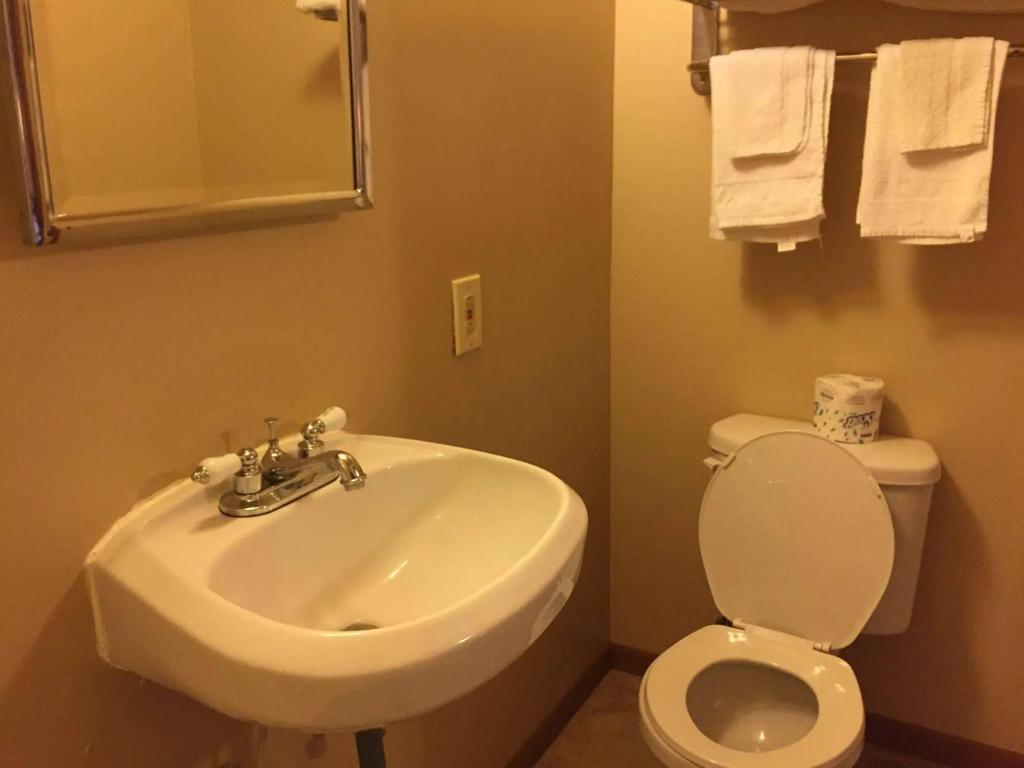 Crawfordsville Motel