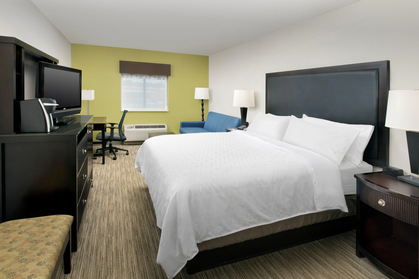 Holiday Inn Express & Suites Wilson-Downtown by IHG