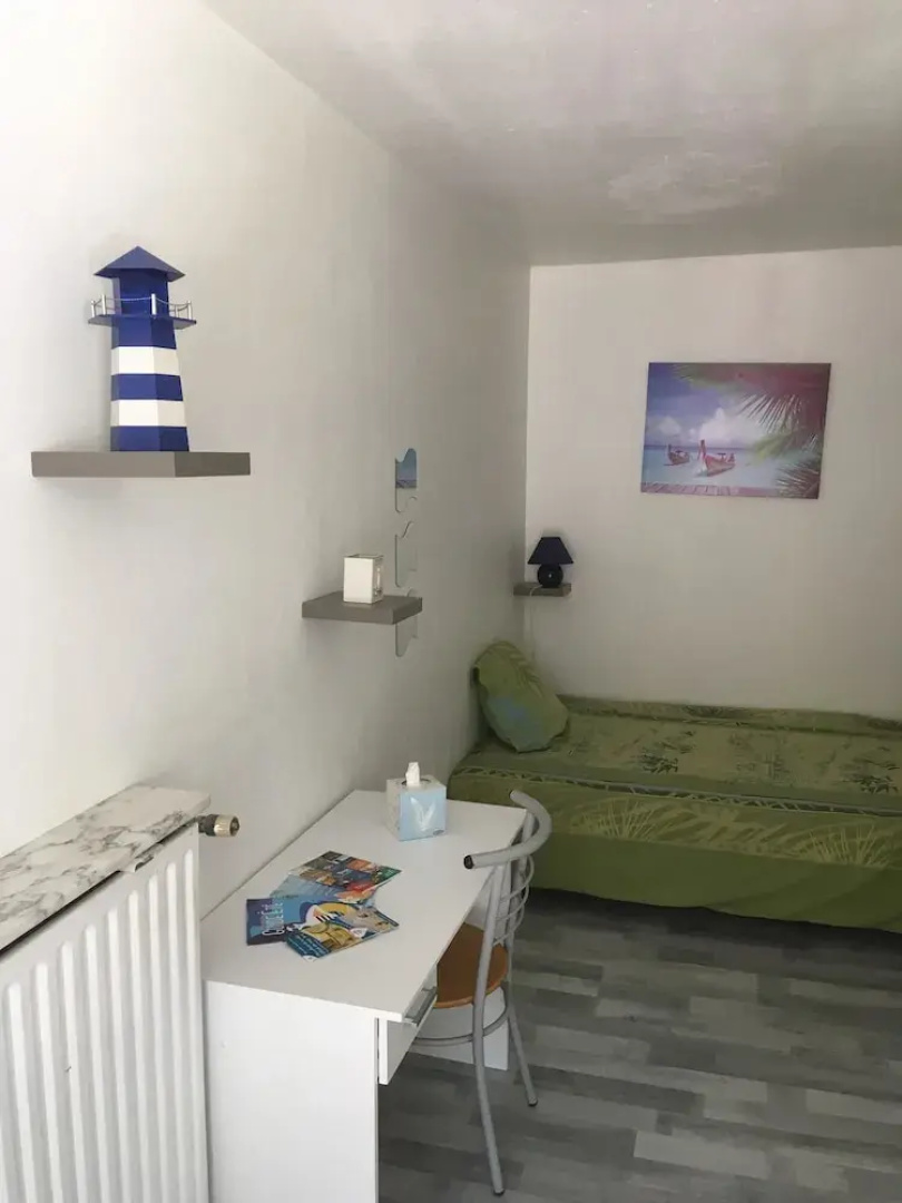 Apartment With 2 Bedrooms in Vallauris, With Furnished Terrace and Wifi - 3 km From the Beach