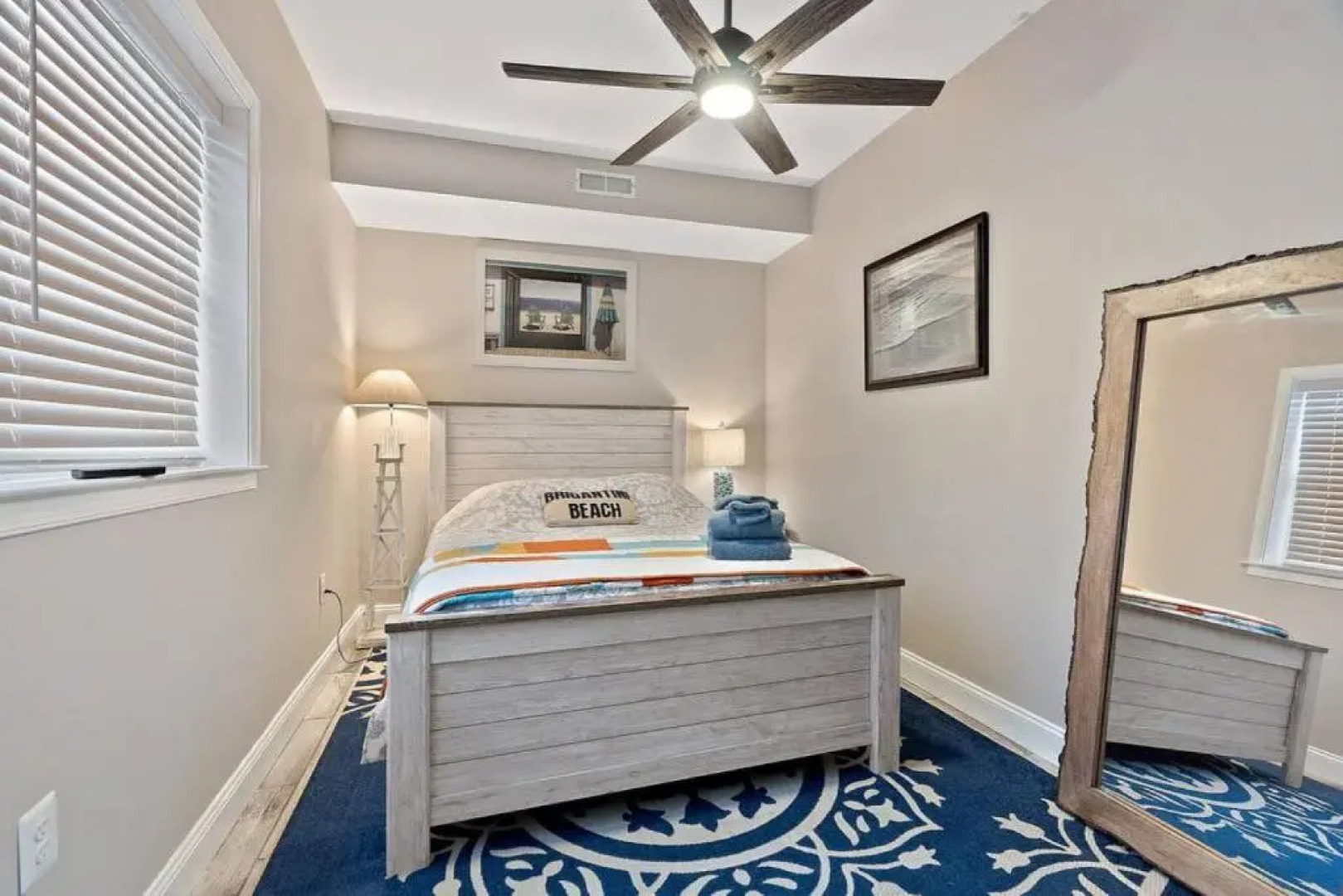 Unit C back lower unit Surfers Hideway Parking Near Lighthouse