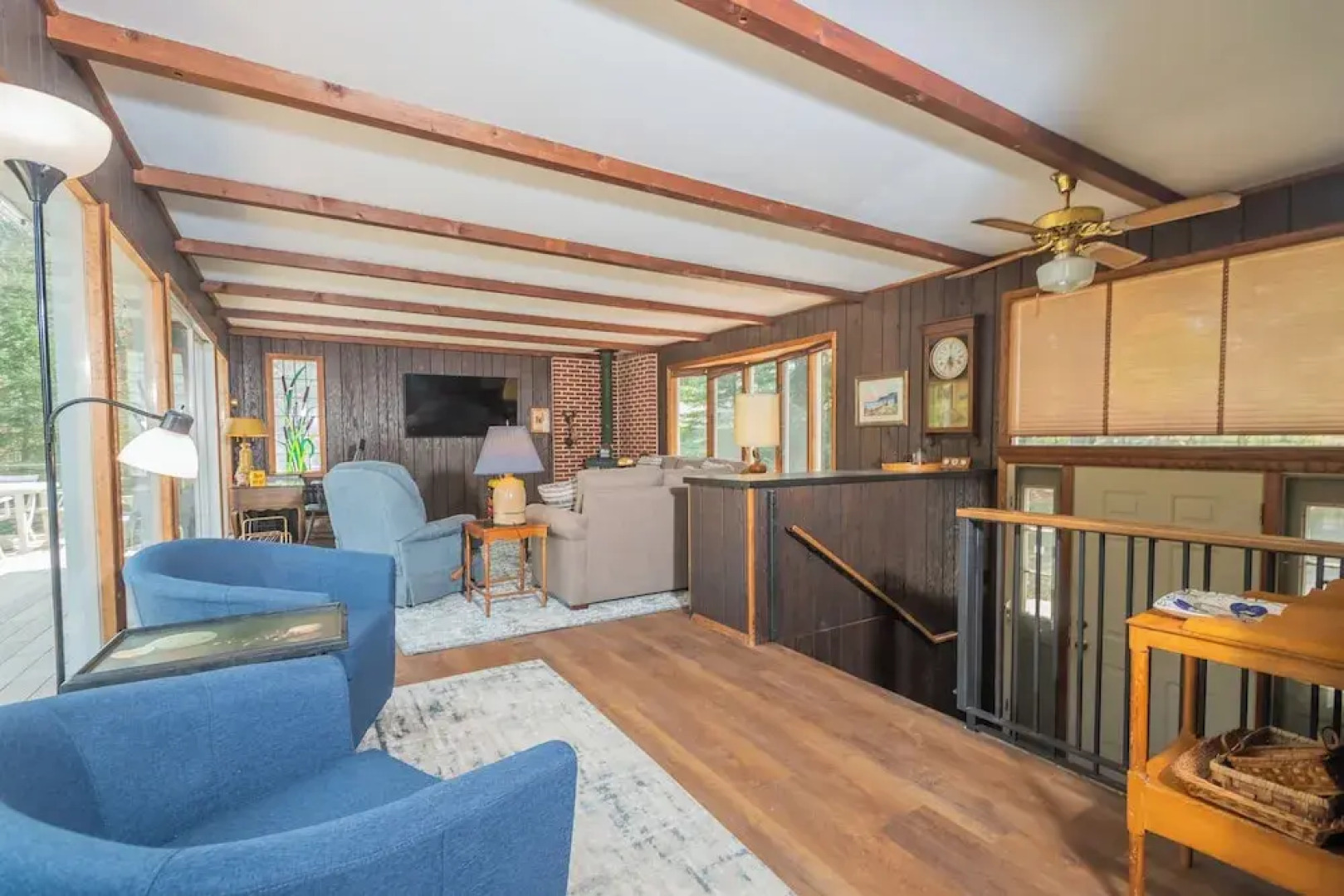 Just Around the Dilly