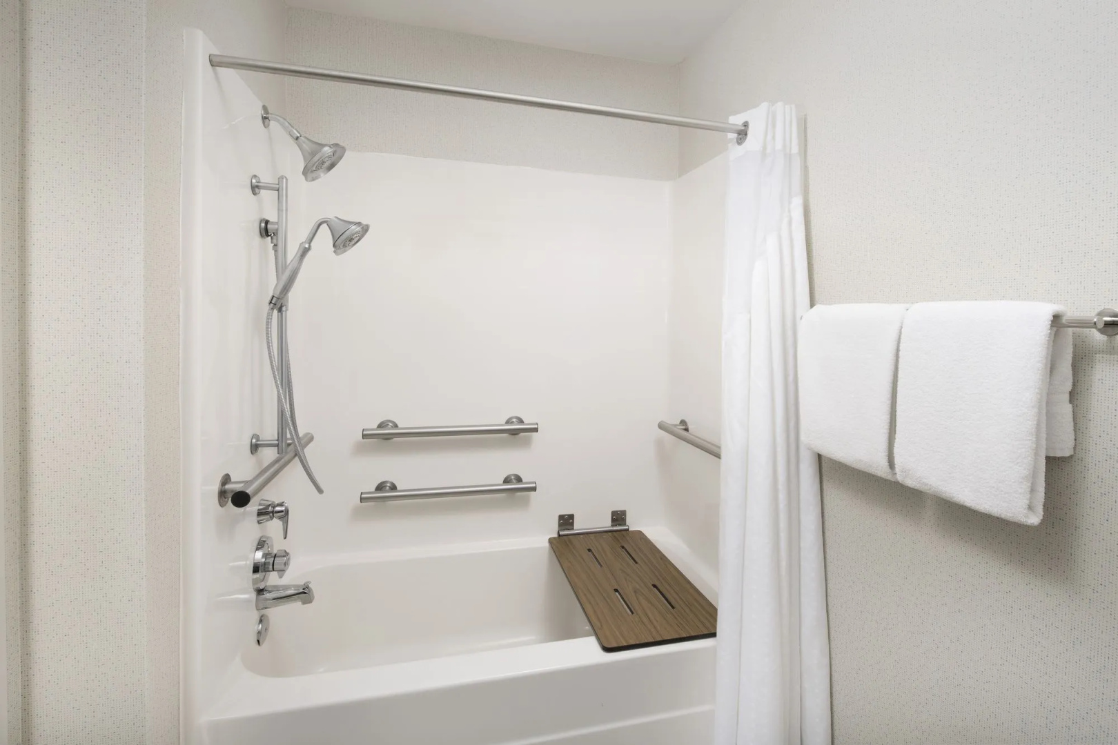 Holiday Inn Express Knoxville-Strawberry Plains by IHG
