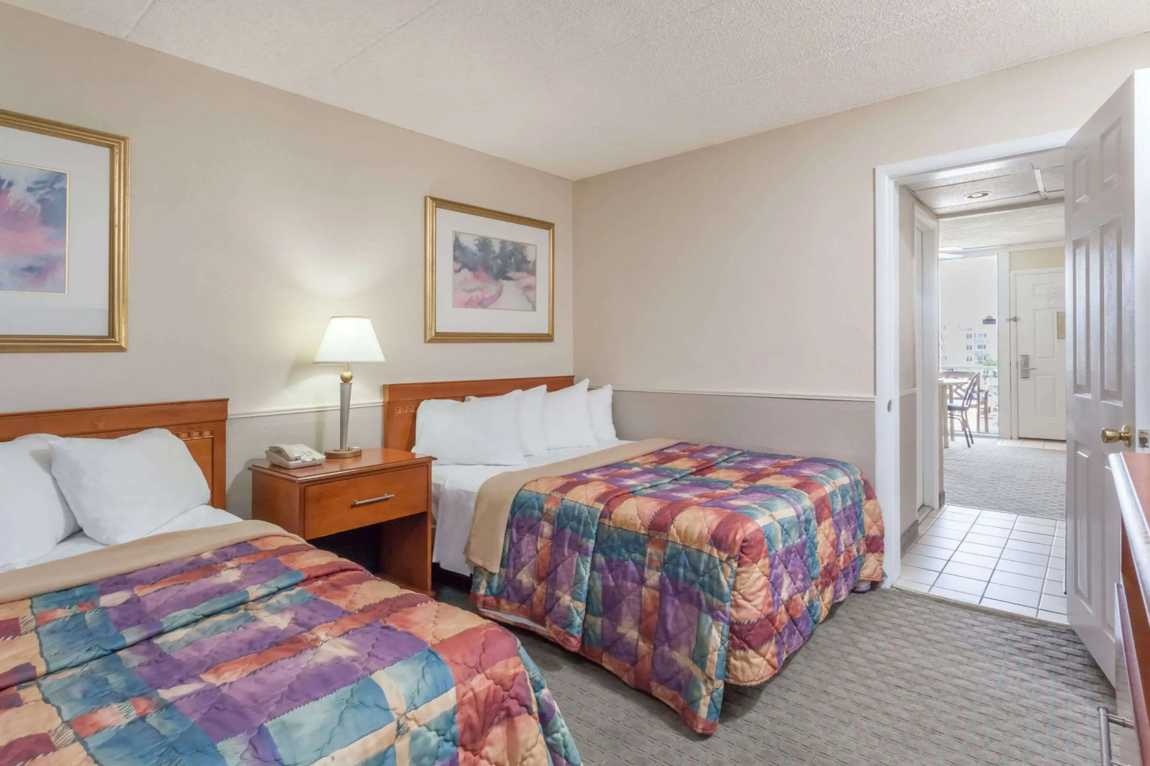 Days Inn Suites Wildwood