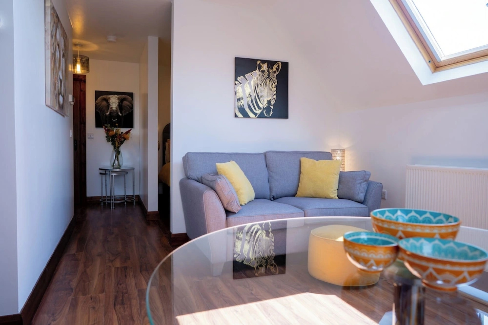 Limavady Cherry Tree Apartment, Sleeps 2 & Parking