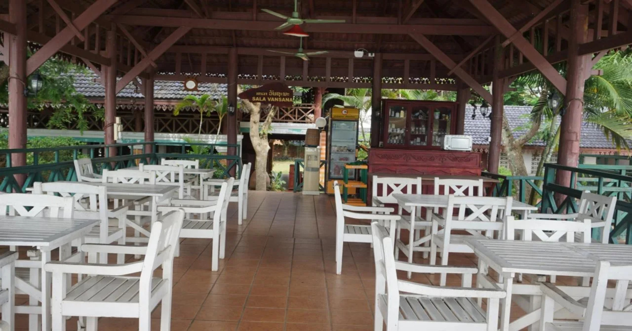 Vansana NamNgum Hotel