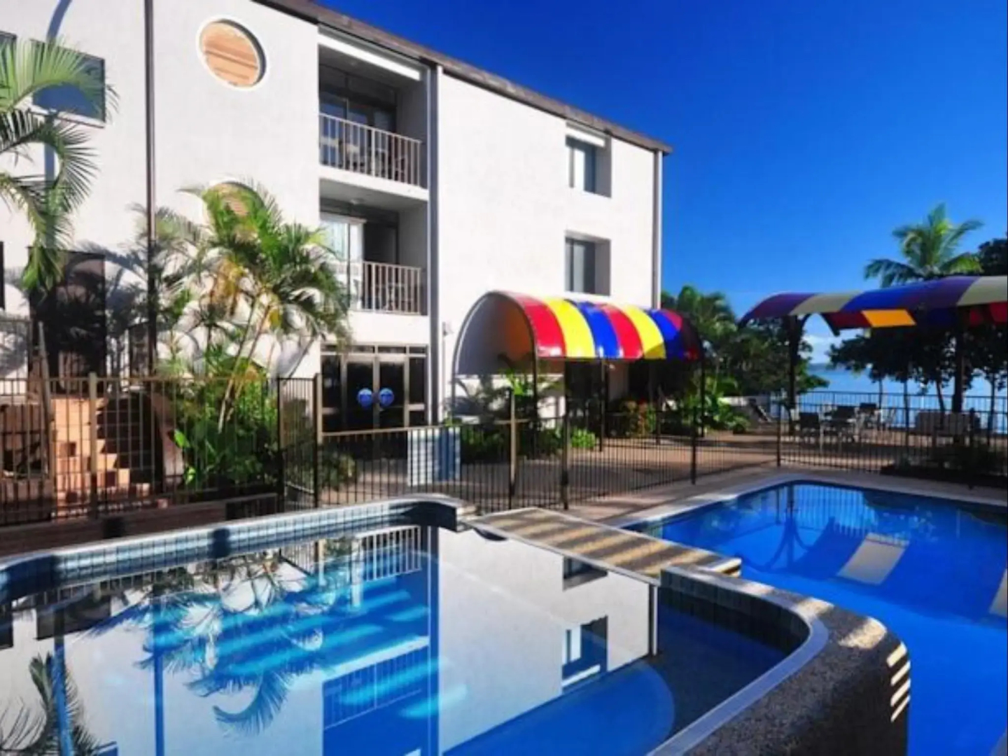 Waters Edge The Strand