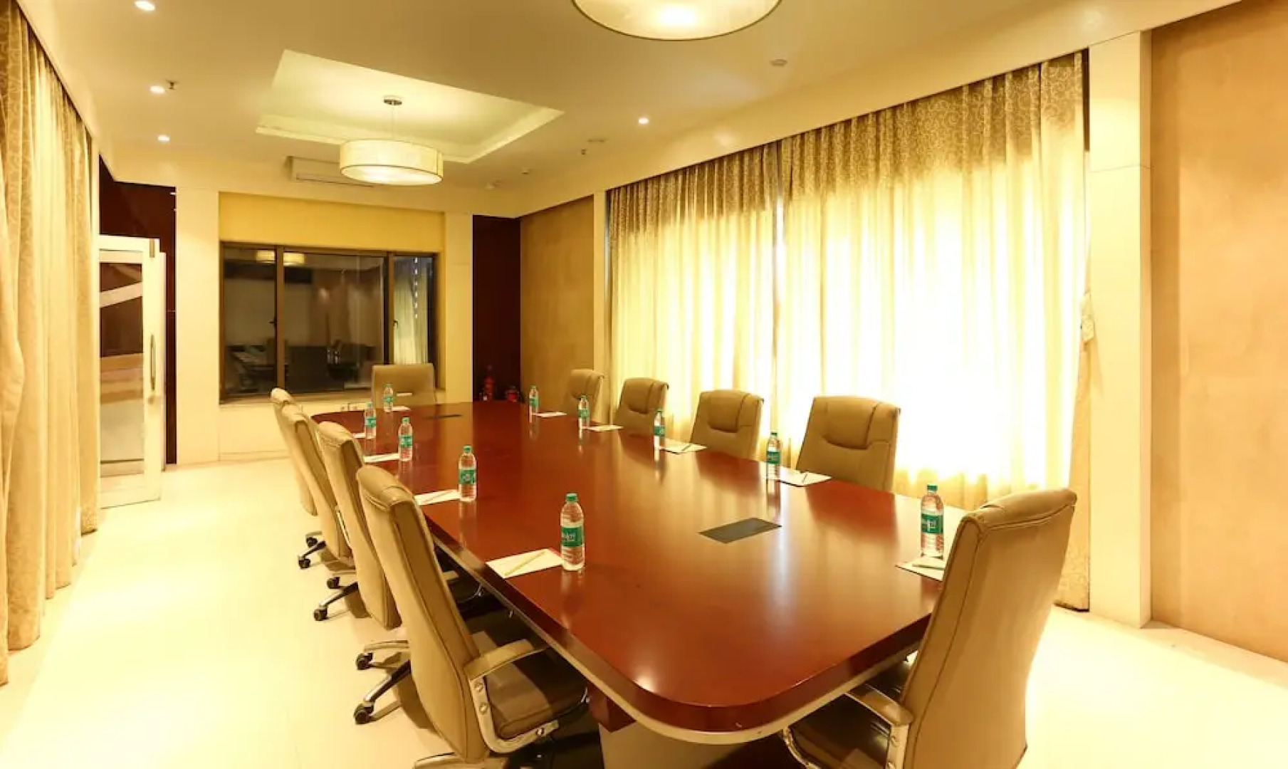 United 21 Hotel - Hyderabad