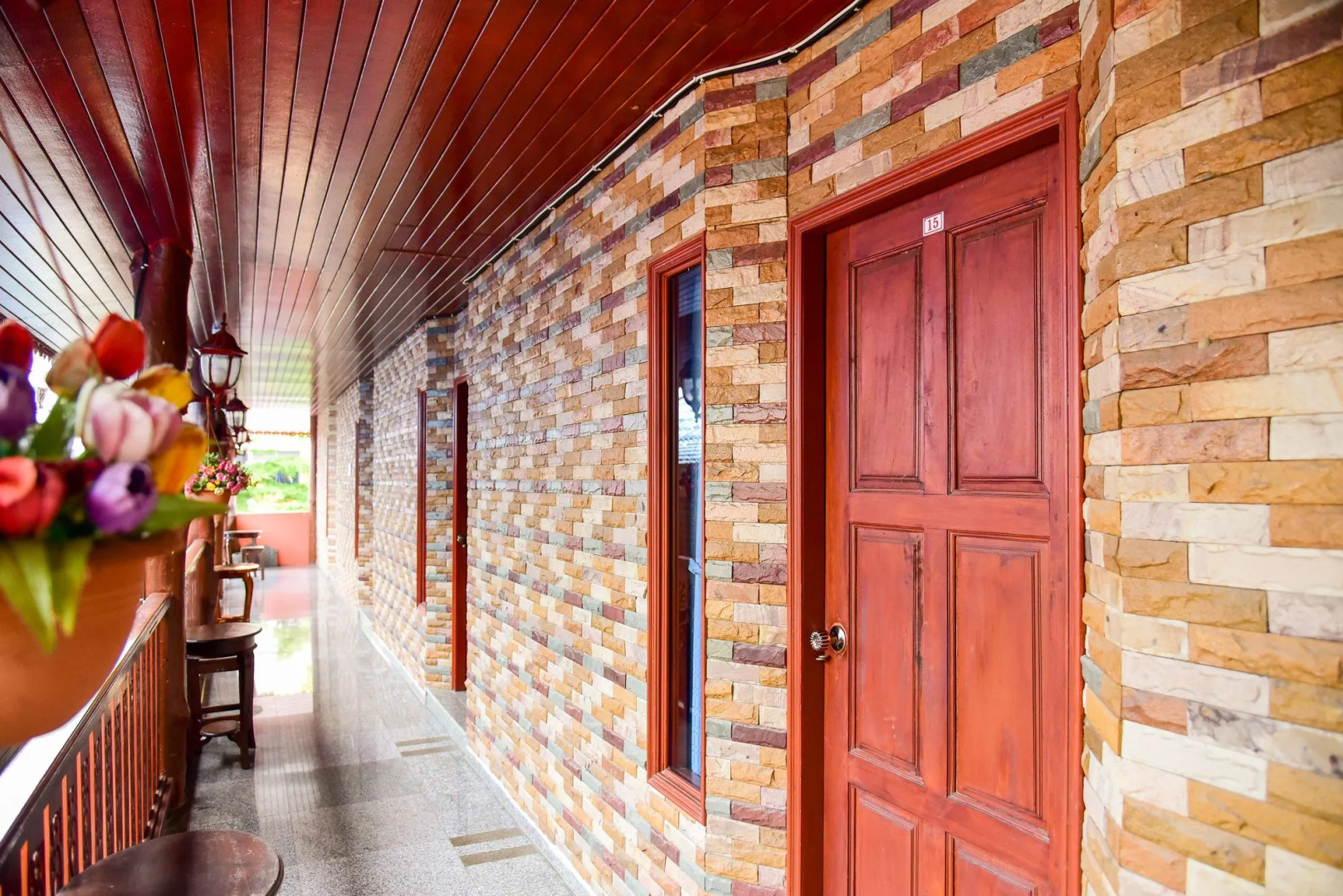 Ban Pak Montri Measot