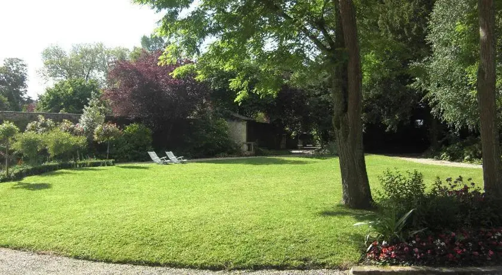 Le Tardif, Noble Guesthouse