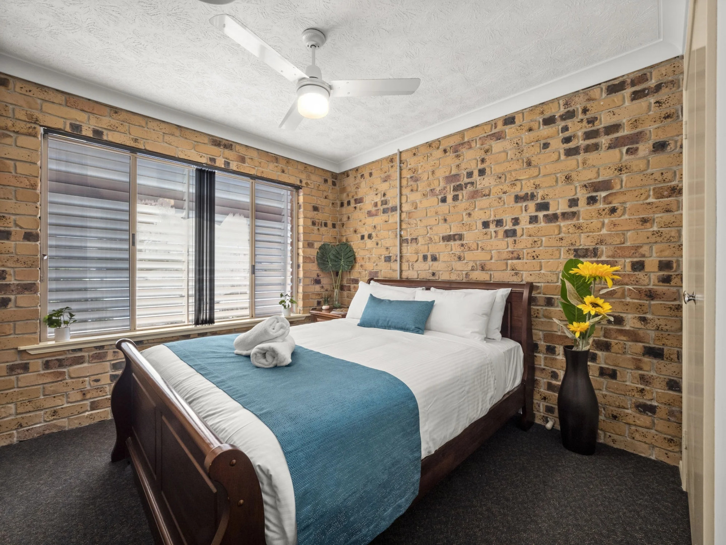 Kennedy Drive Boutique Motel - Close To City Centre & Airport
