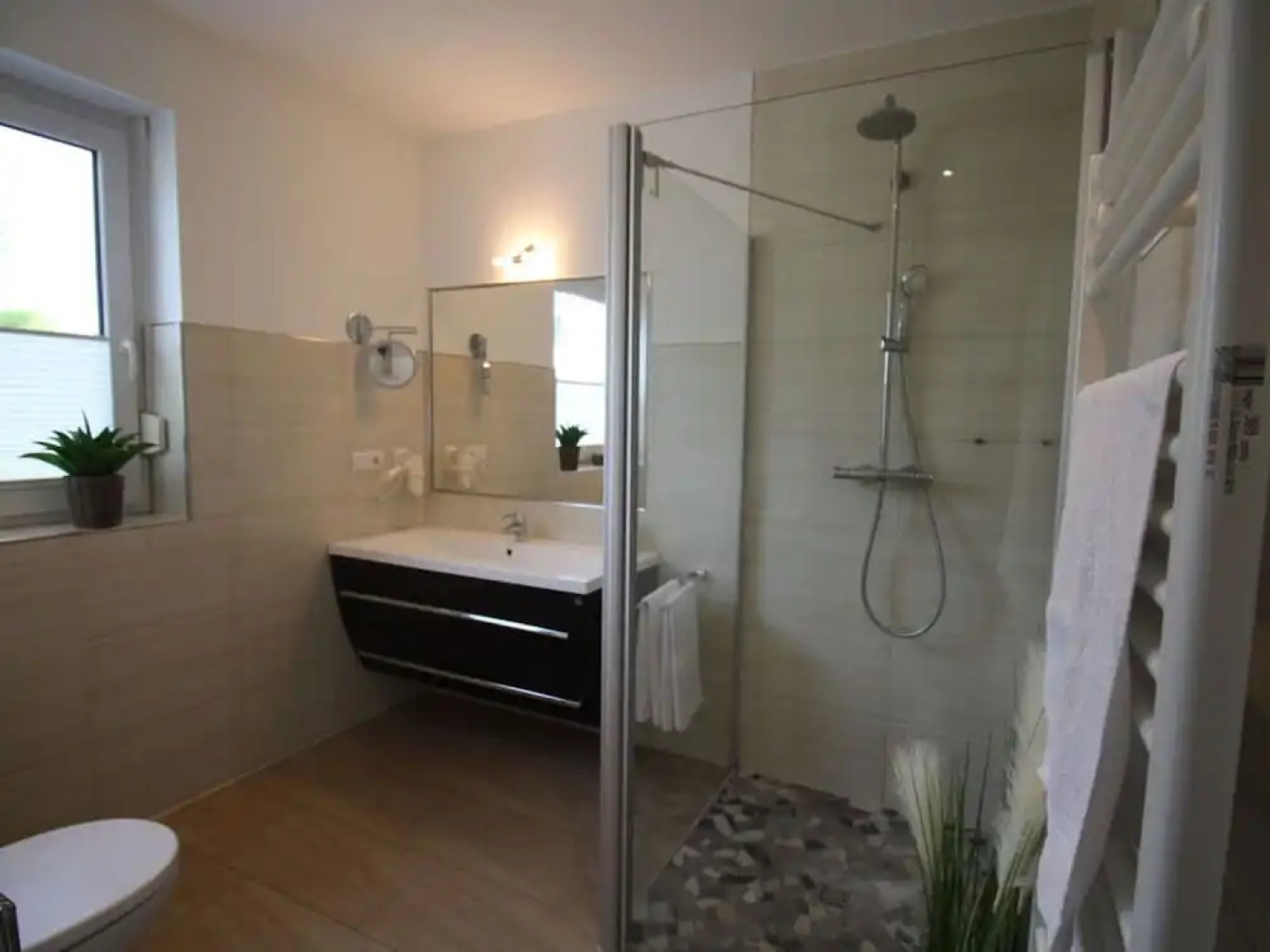 Casa Fortuna Modern Retreat