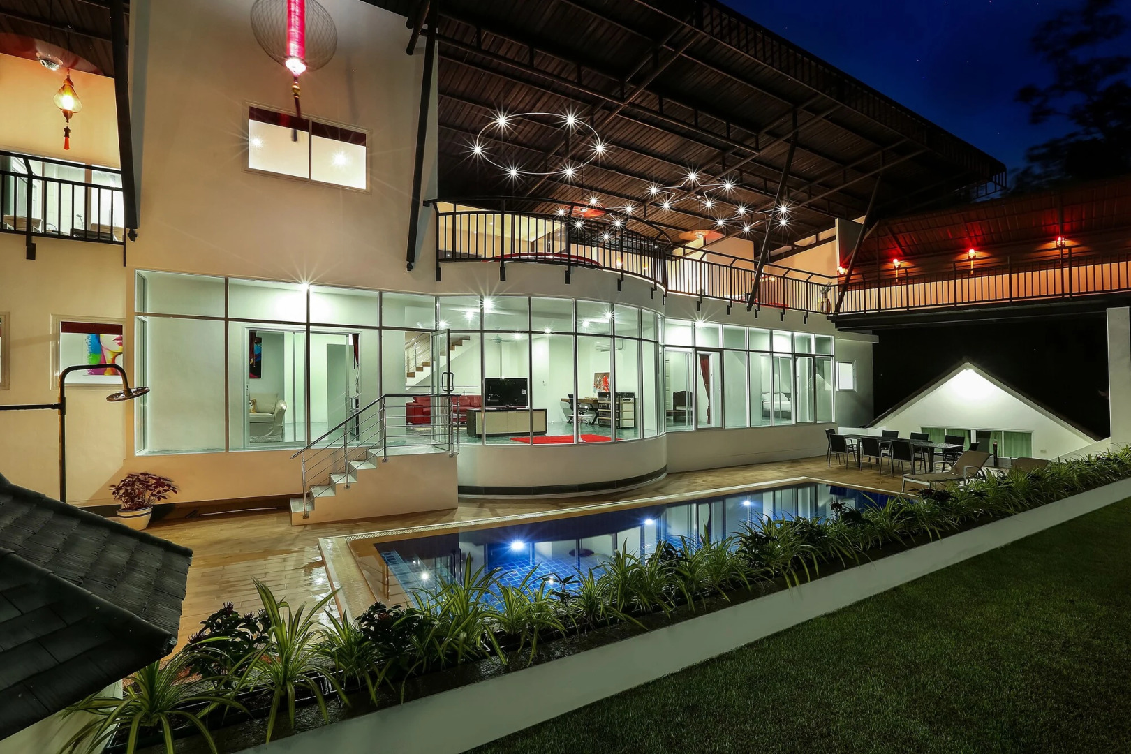 Villa Nap Dau 8 Bedrooms