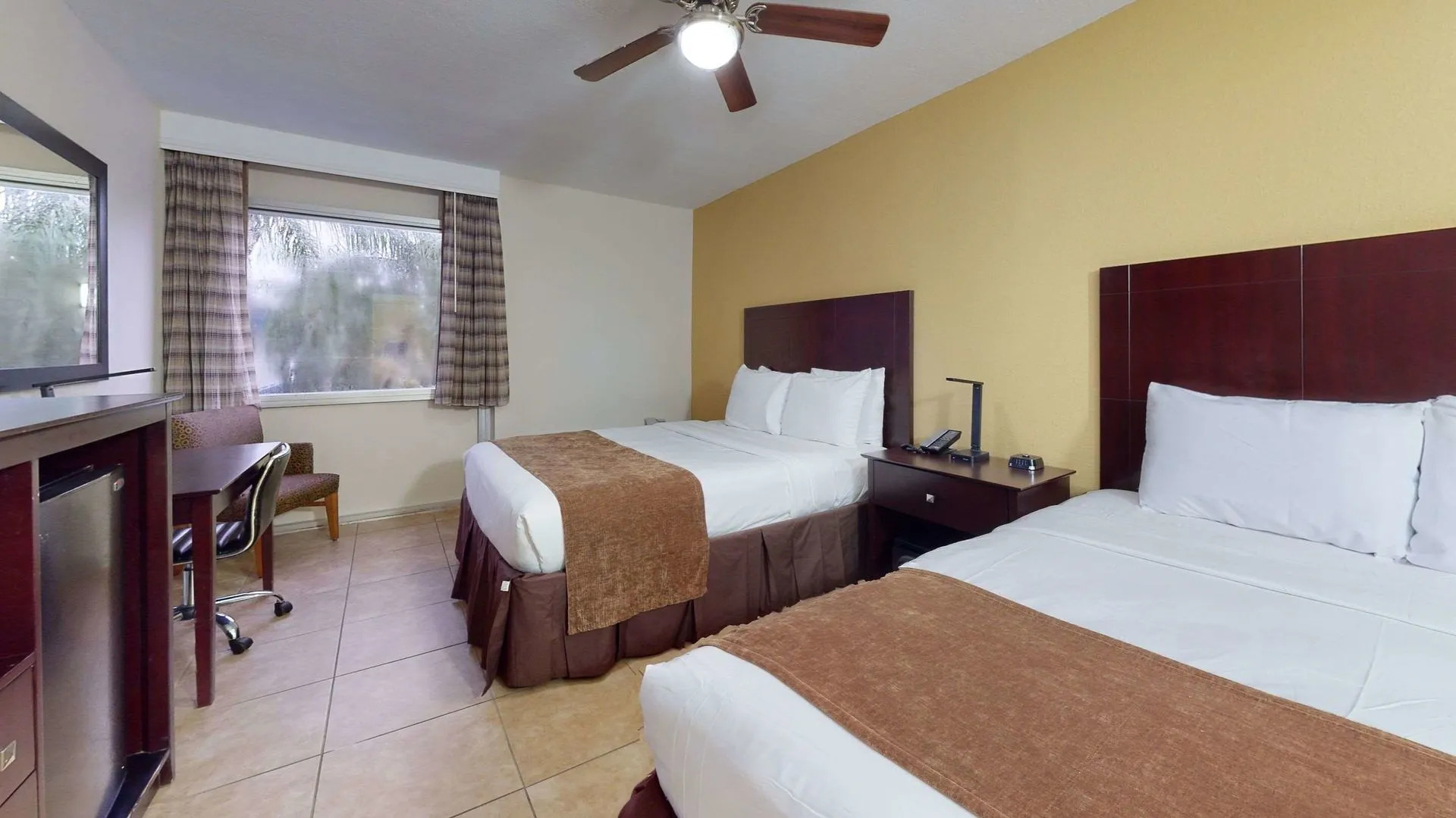 Rodeway Inn & Suites Fort Lauderdale Airport / Cruise Port