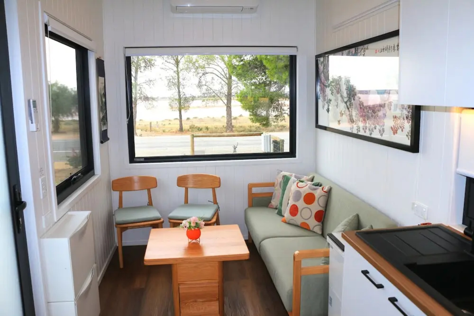 The Pink Lake Tiny House - 'peony'