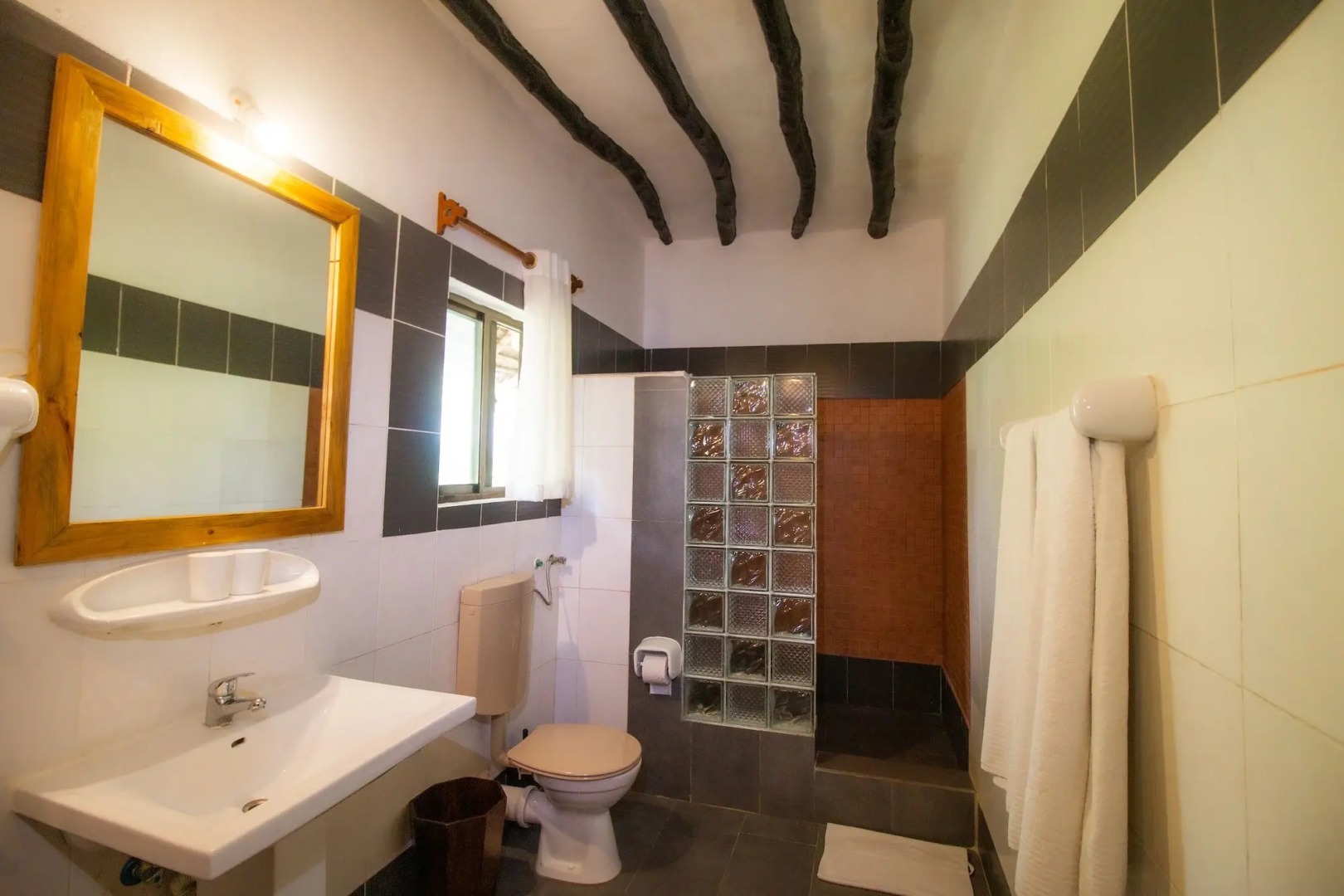 Tanzanite Beach Resort