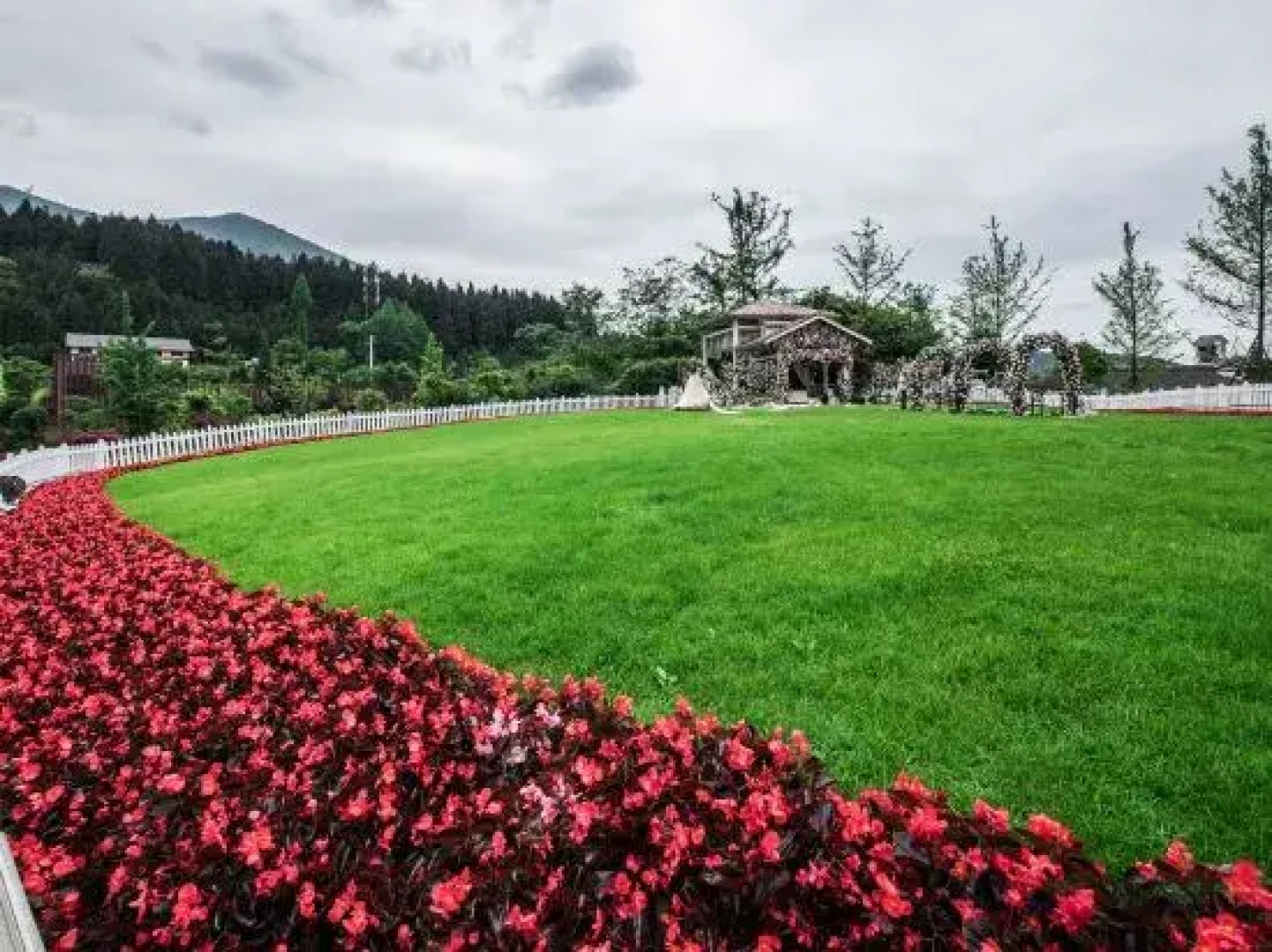 Qiliping Hot Spring Hotel