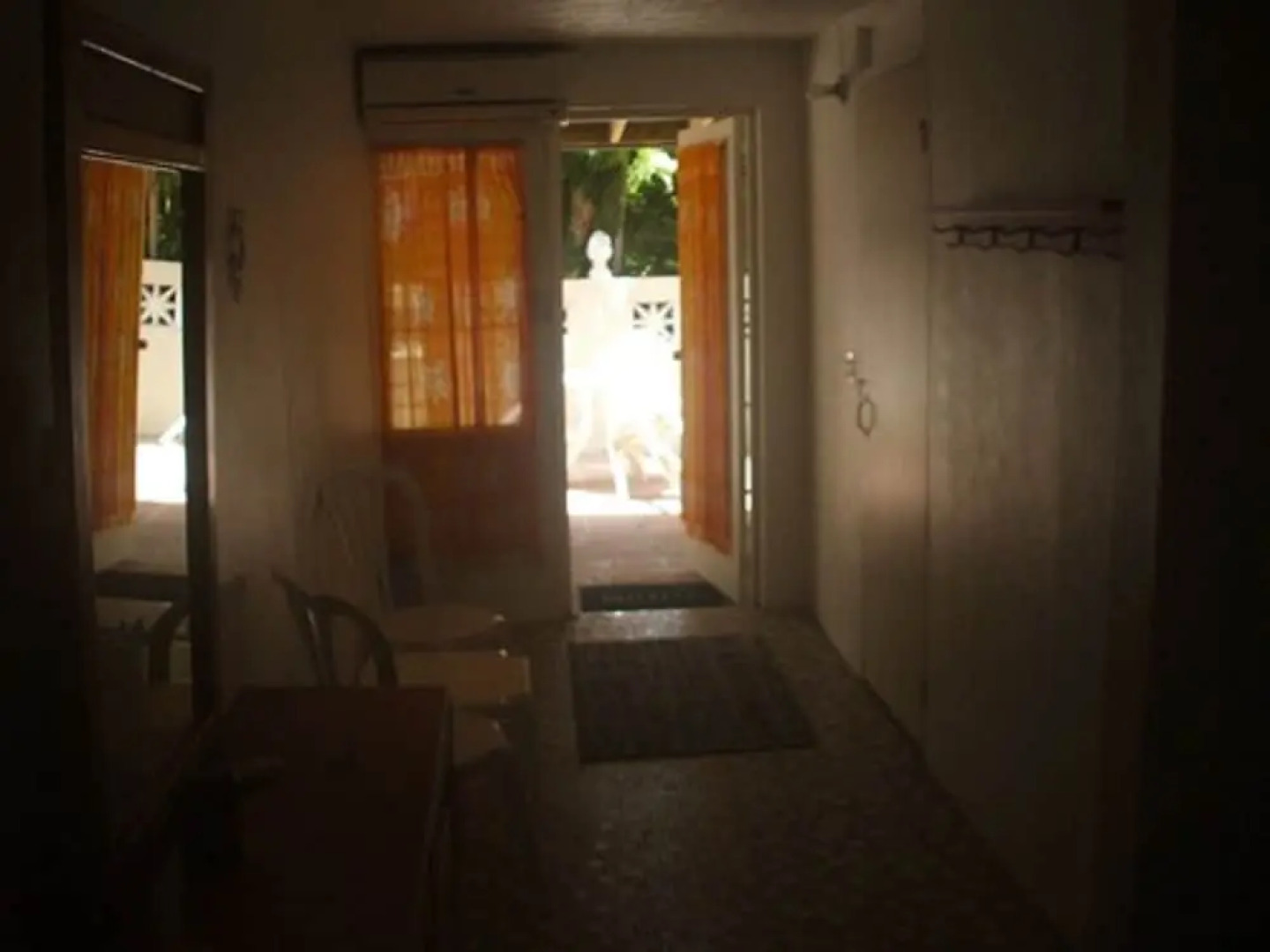 Trade Winds Guesthouse