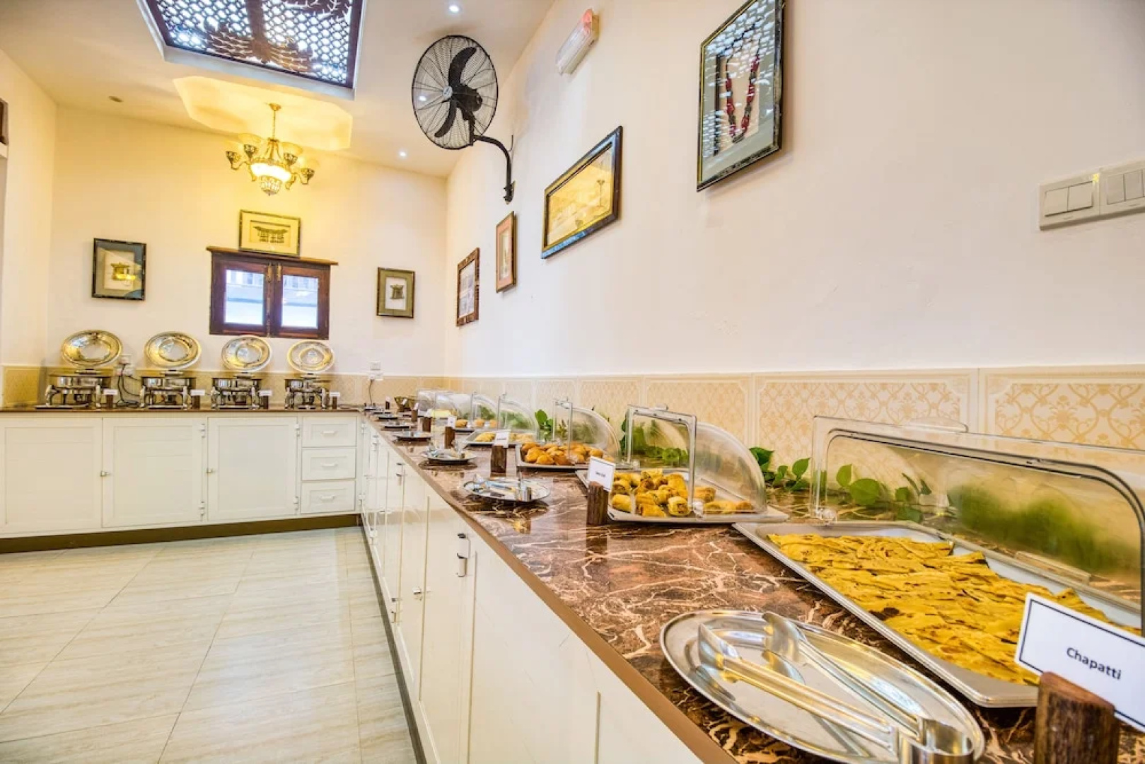 Tembo House Hotel