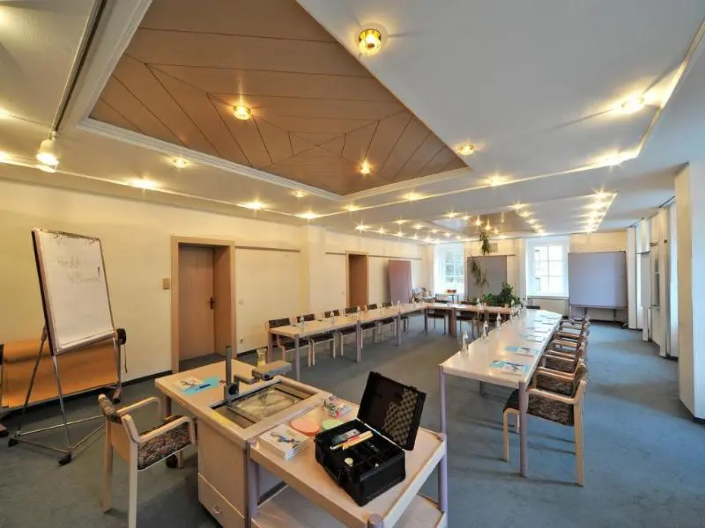 Hotel Ertl & mexican cantina salud