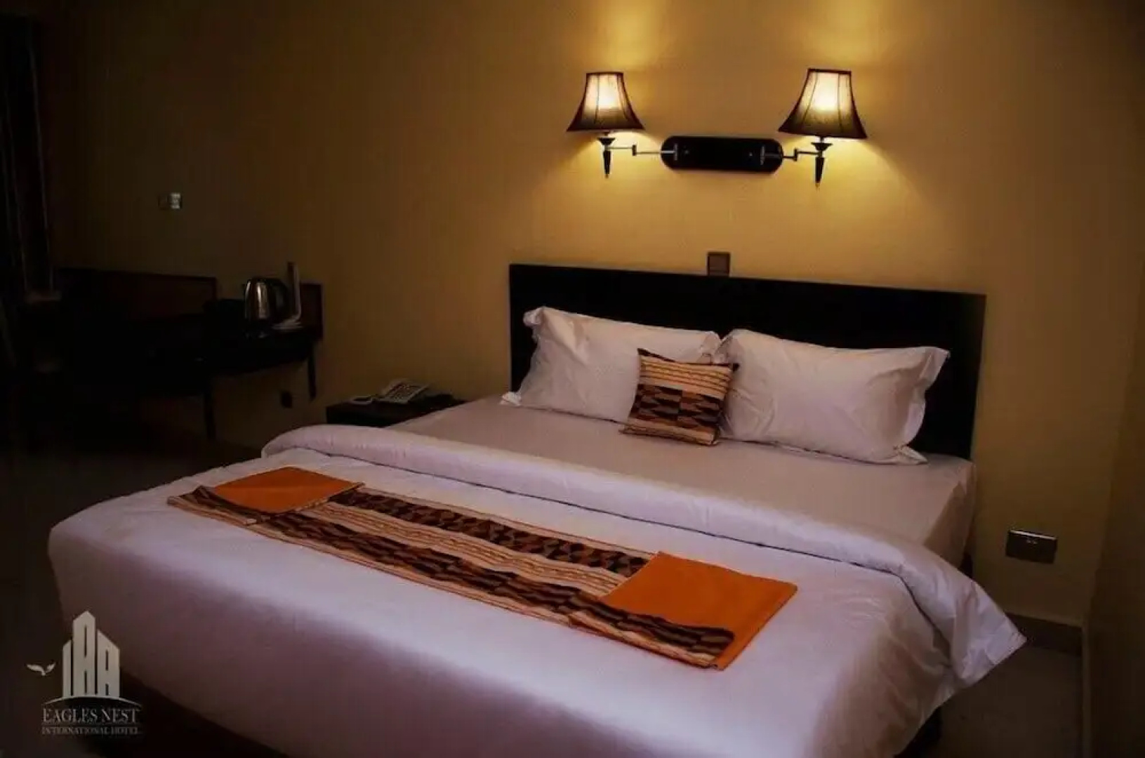 Eagles Nest In. Hotel