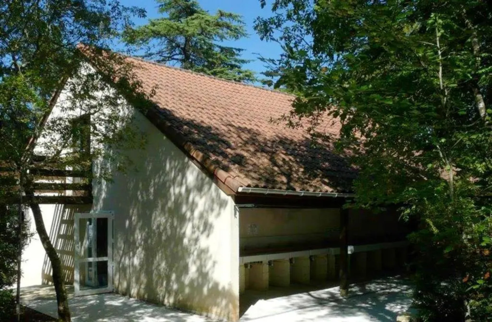 Maison de 2 chambres avec piscine partagee jardin amenage et wifi a Carlucet