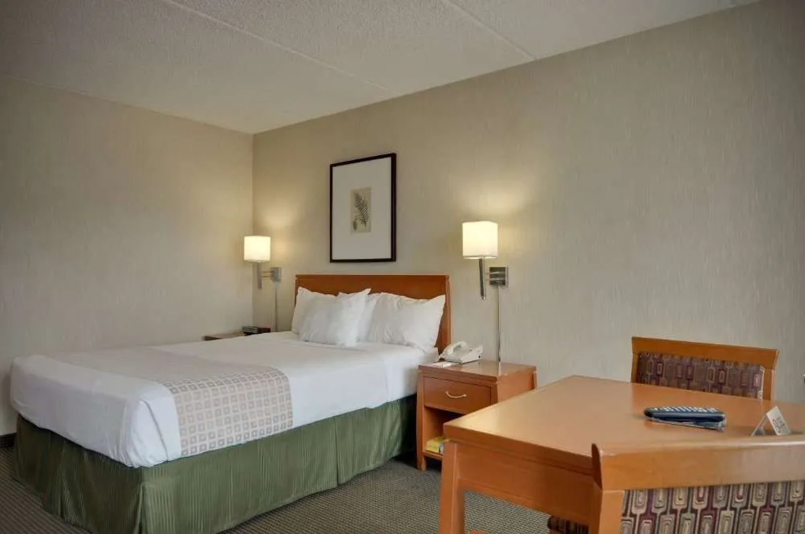 Vagabond Inn Executive Old Town