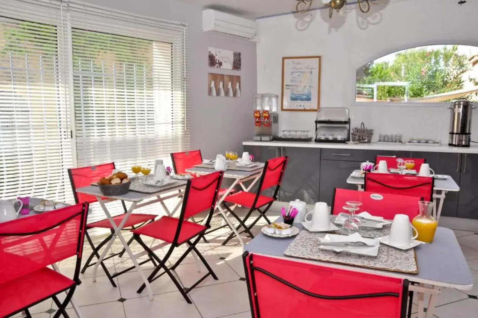 Escale au soleil Hôtel et Appartement