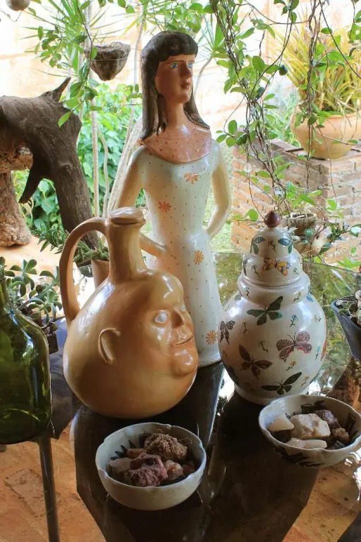 Tiô Isolda Artes & Hospedaria