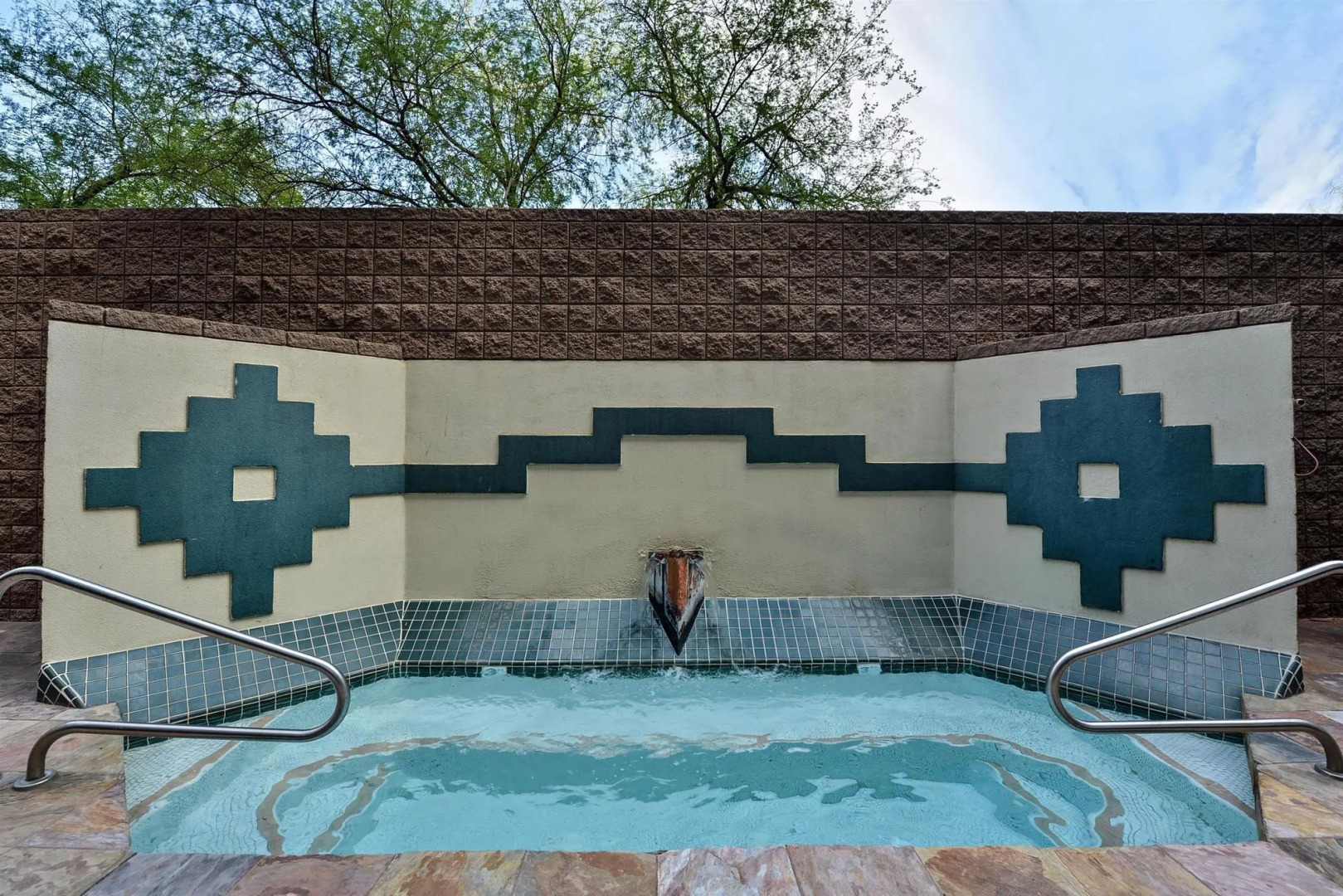 Holiday Inn Express & Suites Phoenix - Tempe by IHG