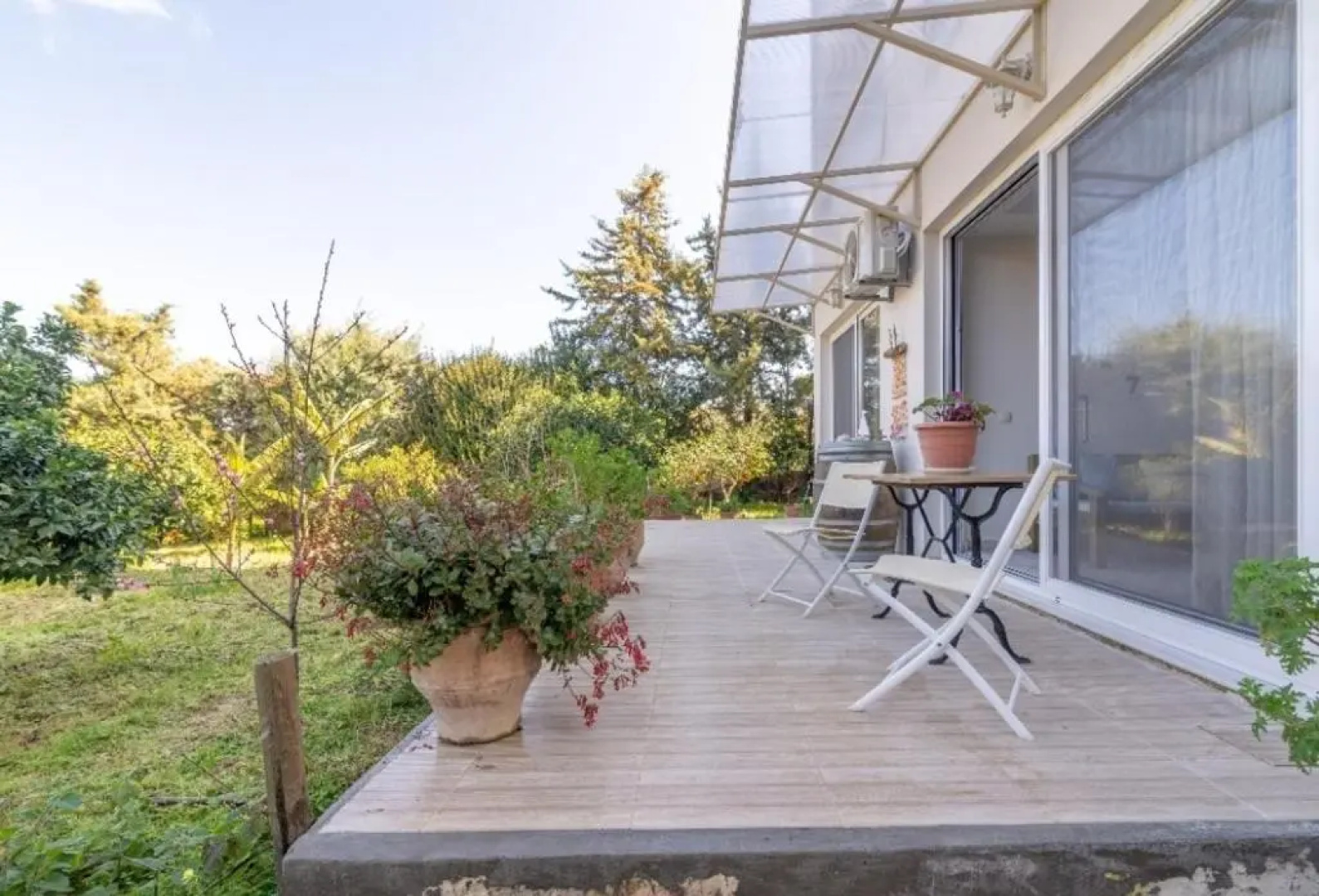 The Holiday House 2