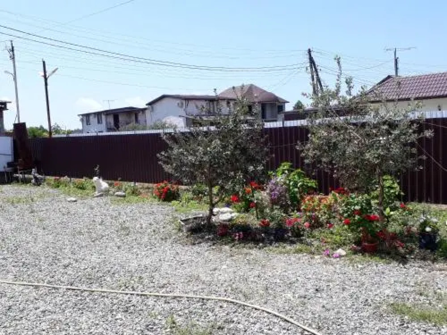 Chernoe More Guest House