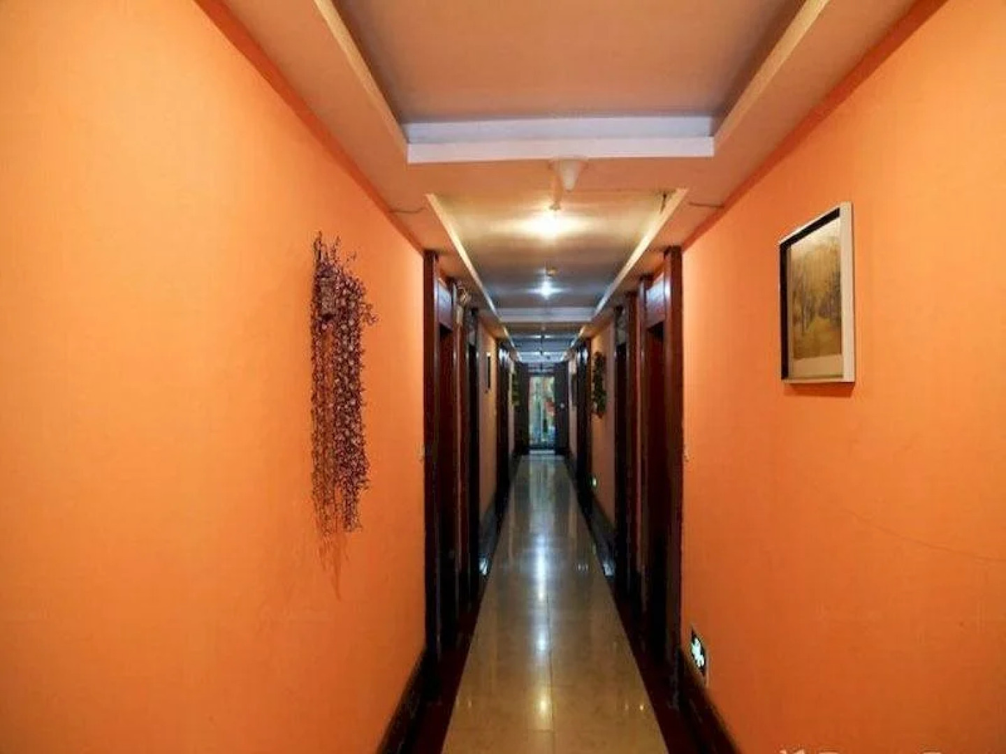 China Century Comm Meree Hotel