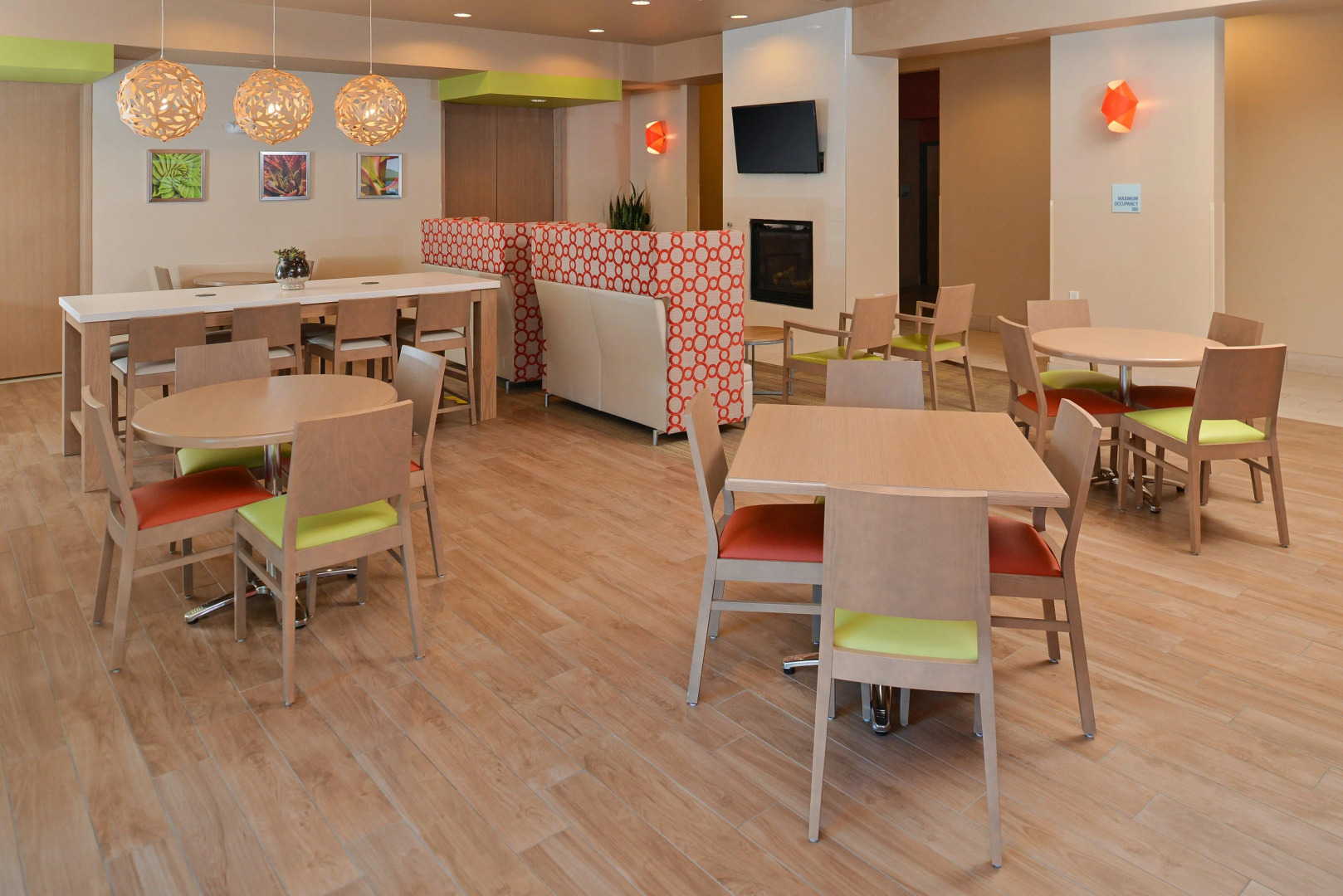 Holiday Inn Express Bernalillo by IHG