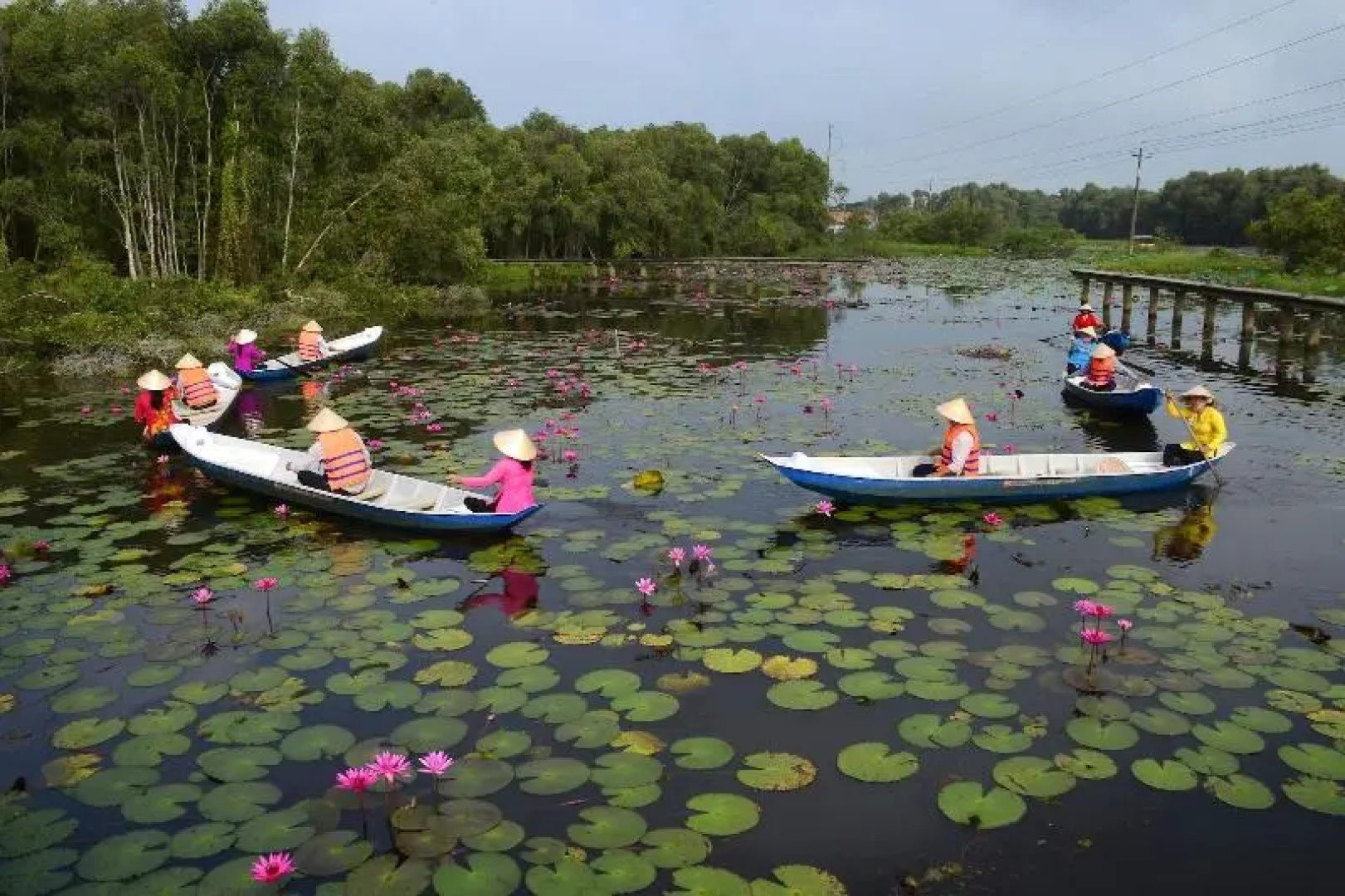 Lang Noi Tan Lap Hotel